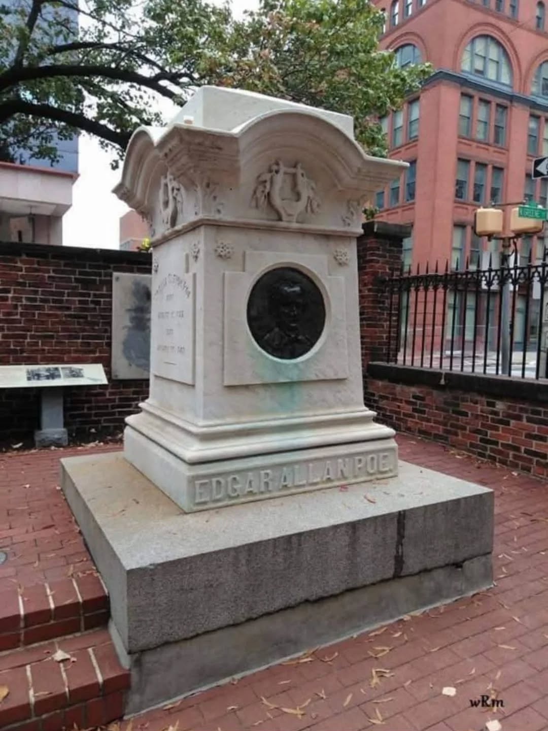 Westminster Butial Grounds, Baltimore. MD
#edgarallenpoe #edgarallenpoegrave #poebaltimore #westminsterburialground #baltimore #poe #cemeteryphotography #cemeteryart #cemeterywandering #tombstonetravels #cemeteryphoto #taphophile #baltimorecemetery