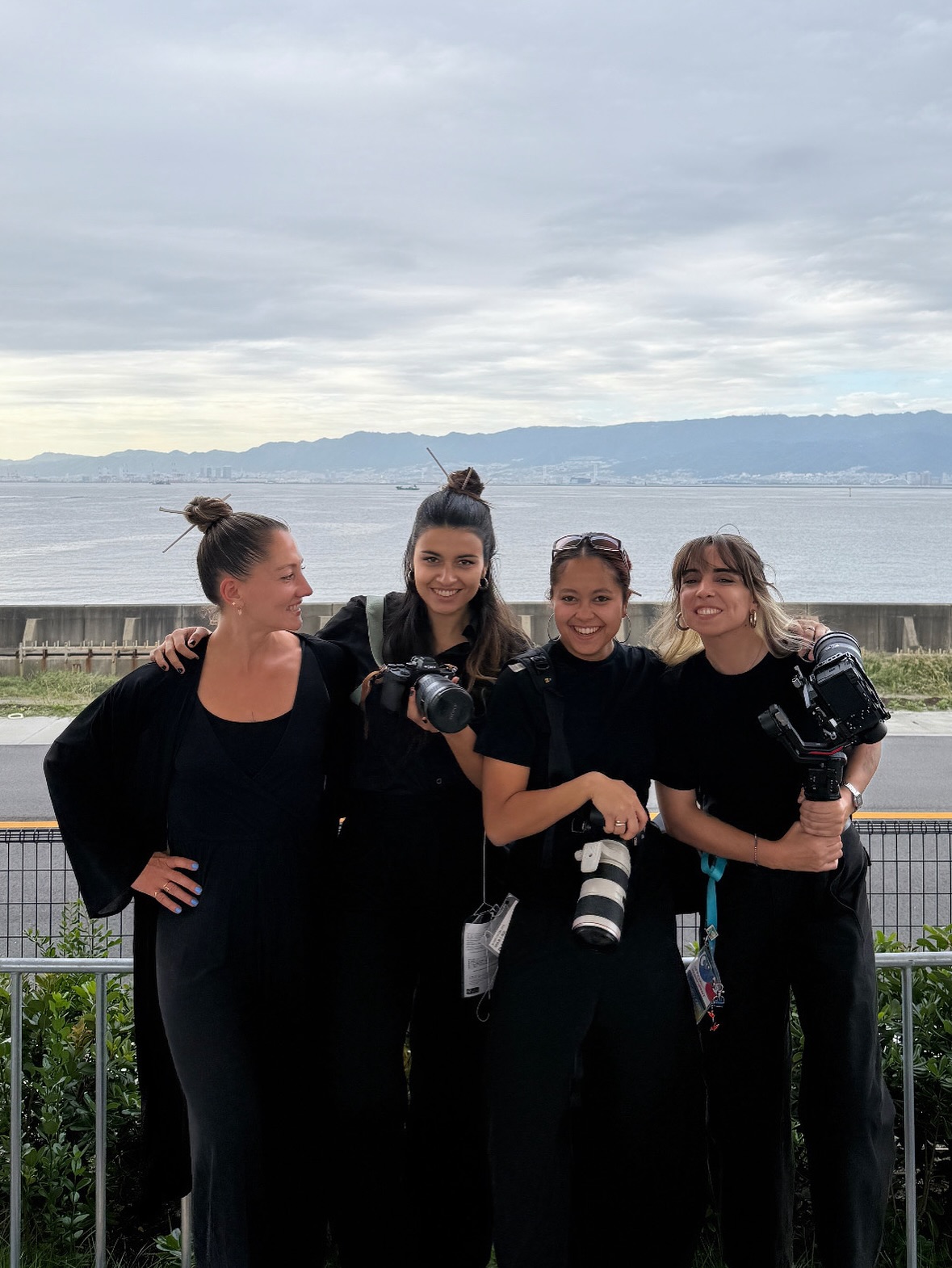 HER World Expo Japan 2025 photography & video Crew 🔥😍🌶️ Capturing the finale tonight 🎥📷 Let’s goo!
@livelab_official
@itsmariavisuals
@aliciakars
@saf.elma
@leandra_arjonajacobi