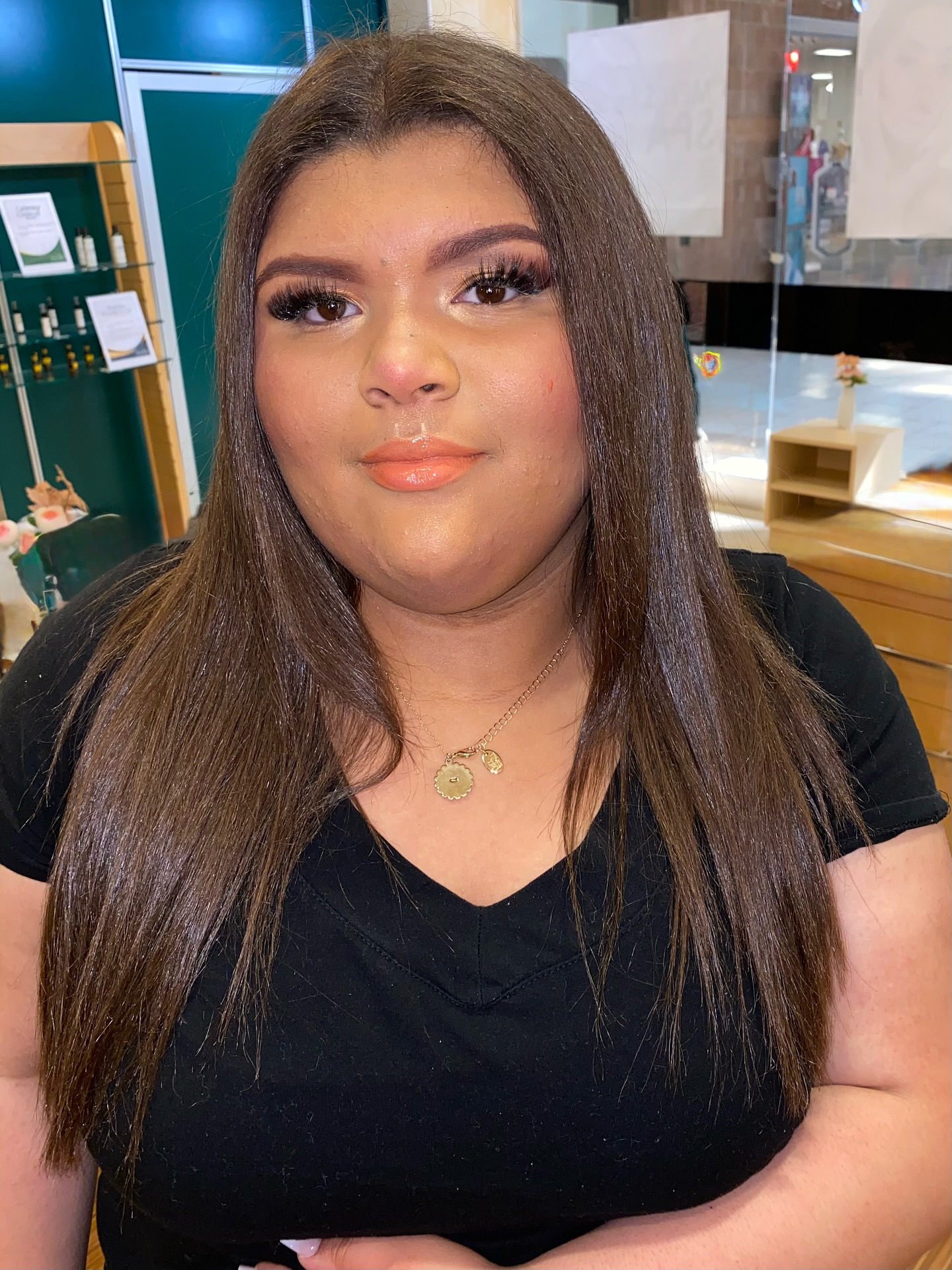 It’s makeup season this look is the glam makeup option online. At kemskin.com we offer natural makeup and ultra glam airbrush look. We have just eyes service and a just face service aswell. !!!!!#phillymua #kemskin