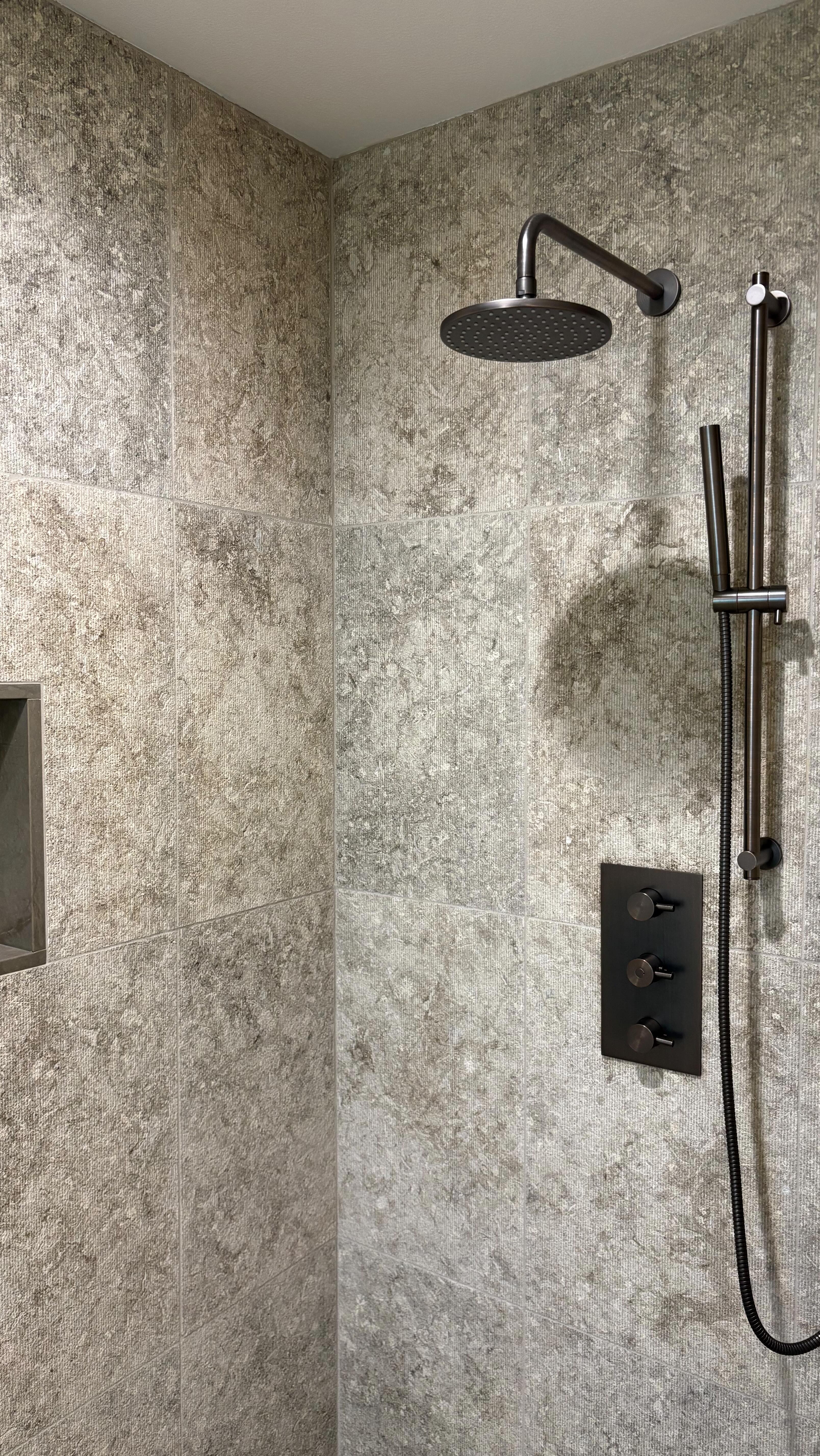 Let's talk shower design! It's more than just picking out beautiful tile. Here are a few of the things we take into consideration when designing a client's new shower. Hope this helps!
#boiseinteriordesigner #boisegeneralcontractor #remodel #bathroomremodel