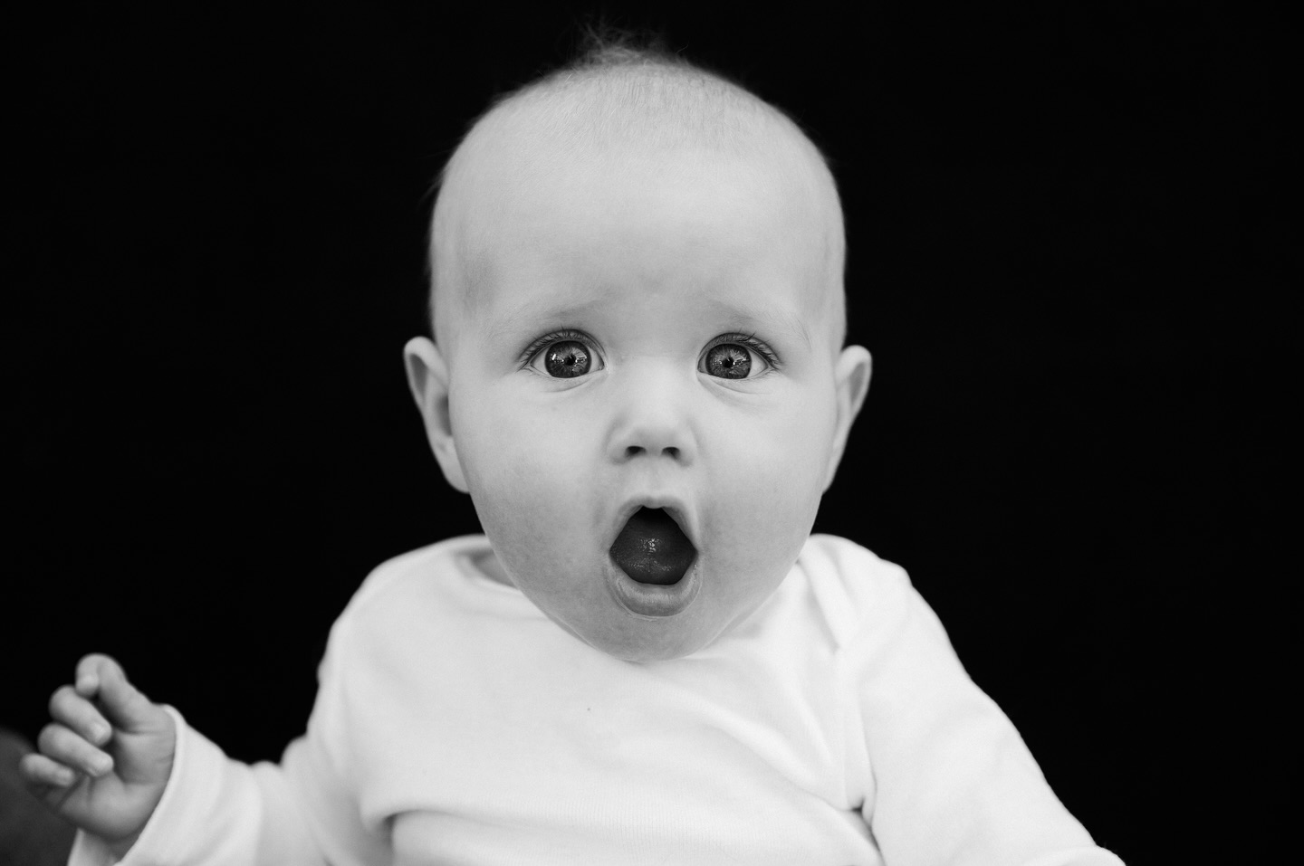 Just delivered the sweetest photos from my @waitsfieldfarmersmarket Kids Personality Portraits Pop-up to the amazing families who stopped by my tent on Saturday!
These portraits were so much fun to create- yes itâs chaotic. Yes the kiddos and babies wonât sit still. But with the right technique and a little patience, all the families walked away with magical photos that truly capture their childâs personality.
Here are a few of my favorites from the day- if I photographed your kiddo Saturday be sure to check your email!
Want photos like these of your kids? Send me a message to get on my email list to be notified of my next pop-up, or let your school know about me! I am now looking to create relationships with small schools and daycares!