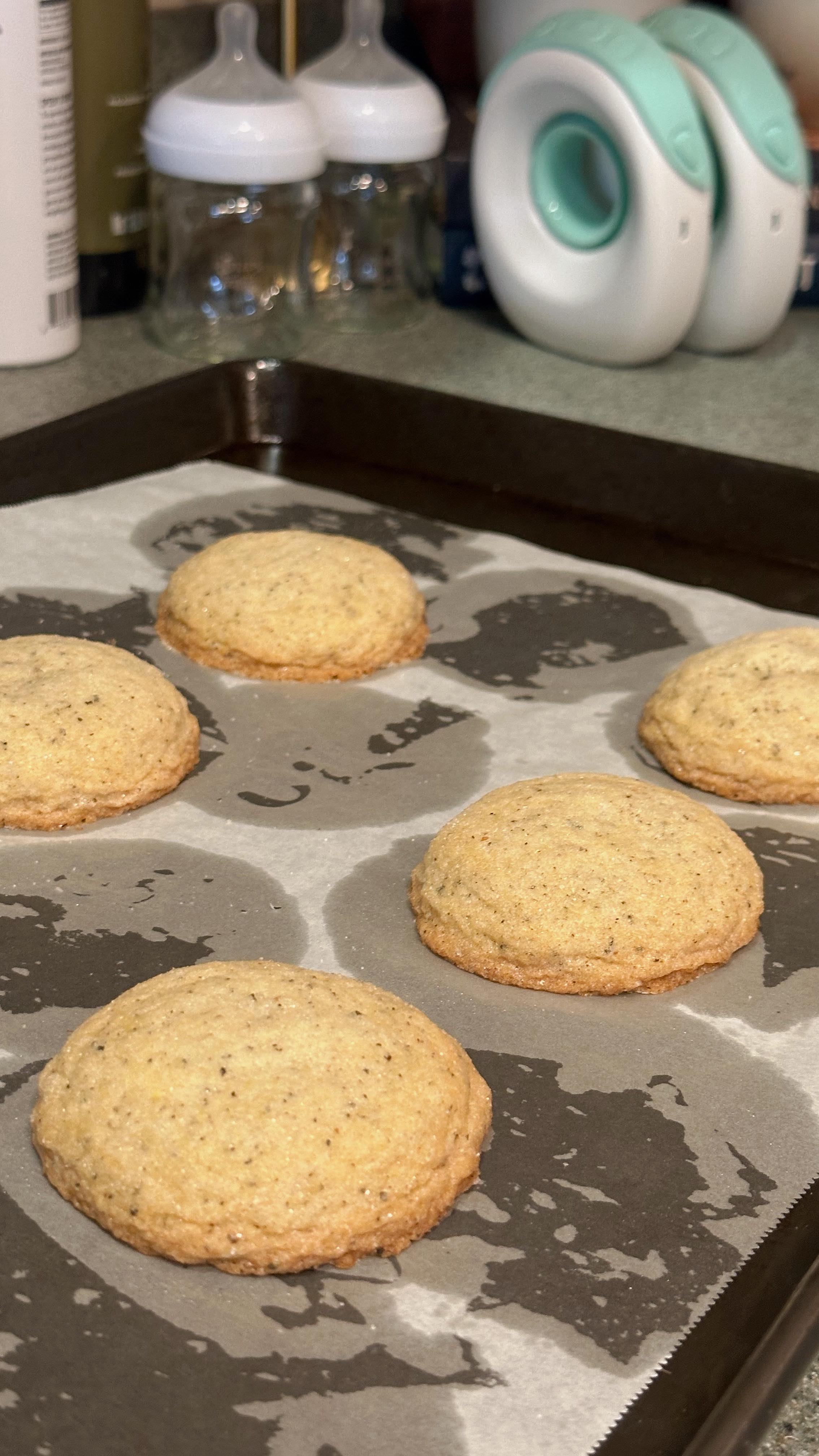 Baking & Babywearing Episode ✌🏼
Made the lovely @alattaeats Taylor Swift Chai Cookie recipe and they were delishhhh!
What should I bake next?
#firsttimemom #chaicookies #glutenfreerecipes #taylorswift #bakingvlogs
