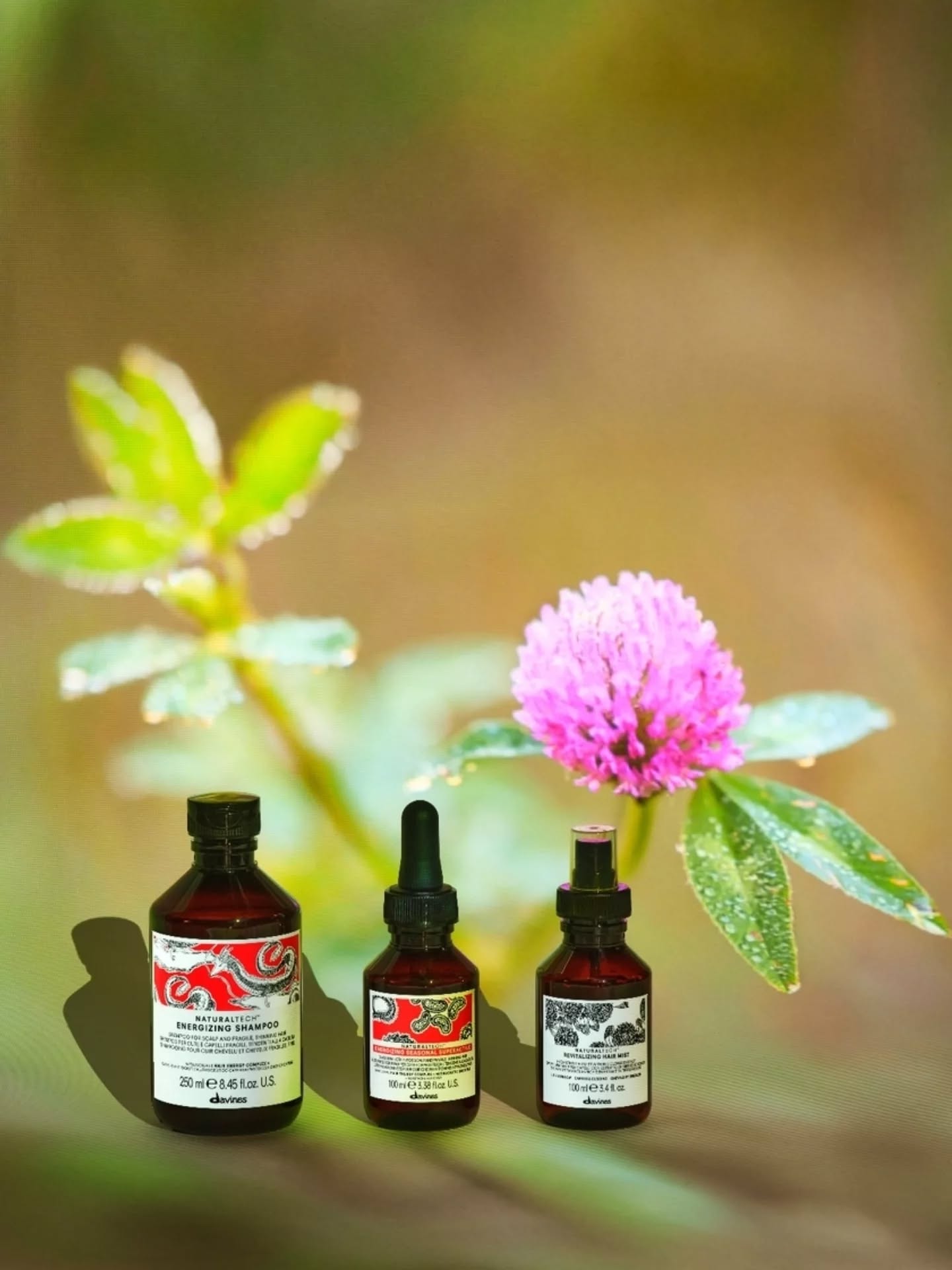 ๐น๐ฃ๐๐๐ฅ๐๐ ๐๐๐จ ๐๐๐๐ ๐๐๐ฅ๐ ๐ช๐ ๐ฆ๐ฃ ๐ค๐๐๐๐ก.
Seasonal changes and stress can leave your hair feeling thinner and more fragile.โ
The ษดแดแดแดสแดสแดแดแดส แดษดแดสษขษชแดขษชษดษข line helps revitalize your scalp with gentle stimulation, reducing seasonal hair loss and bringing back a sensation of balance and wellbeing. ๐ฟ
Discover the power of a ๊ฑแดษชแดษดแดแด-แดแดแดแด๊ฑ-ษดแดแดแดสแด ritual.
#Davines #SustainableBeauty #LandKeeper
๐๐ ๐ฆ๐ฃ ๐พ๐๐๐ฅ ๐๐๐ฅ๐ โ๐ฆ๐ฃ๐๐๐๐ค๐:
With a lightweight formula that can be applied multiple times without weighing hair down, the สแดแด ษชแดแดสษชแดขษชษดษข สแดษชส & แดษชสสแดแดก แดษช๊ฑแด delivers essential moisture to the hair, keeping it soft and smooth. สแดแด
แดสแดแด แดส contains compounds that have moisturizing and conditioning properties, helping to naturally hydrate your hair, and improving the overall texture and appearance.
Simply spray on your hair or pillow - or both - and enjoy a natural, forest-inspired scent that lasts until morning.