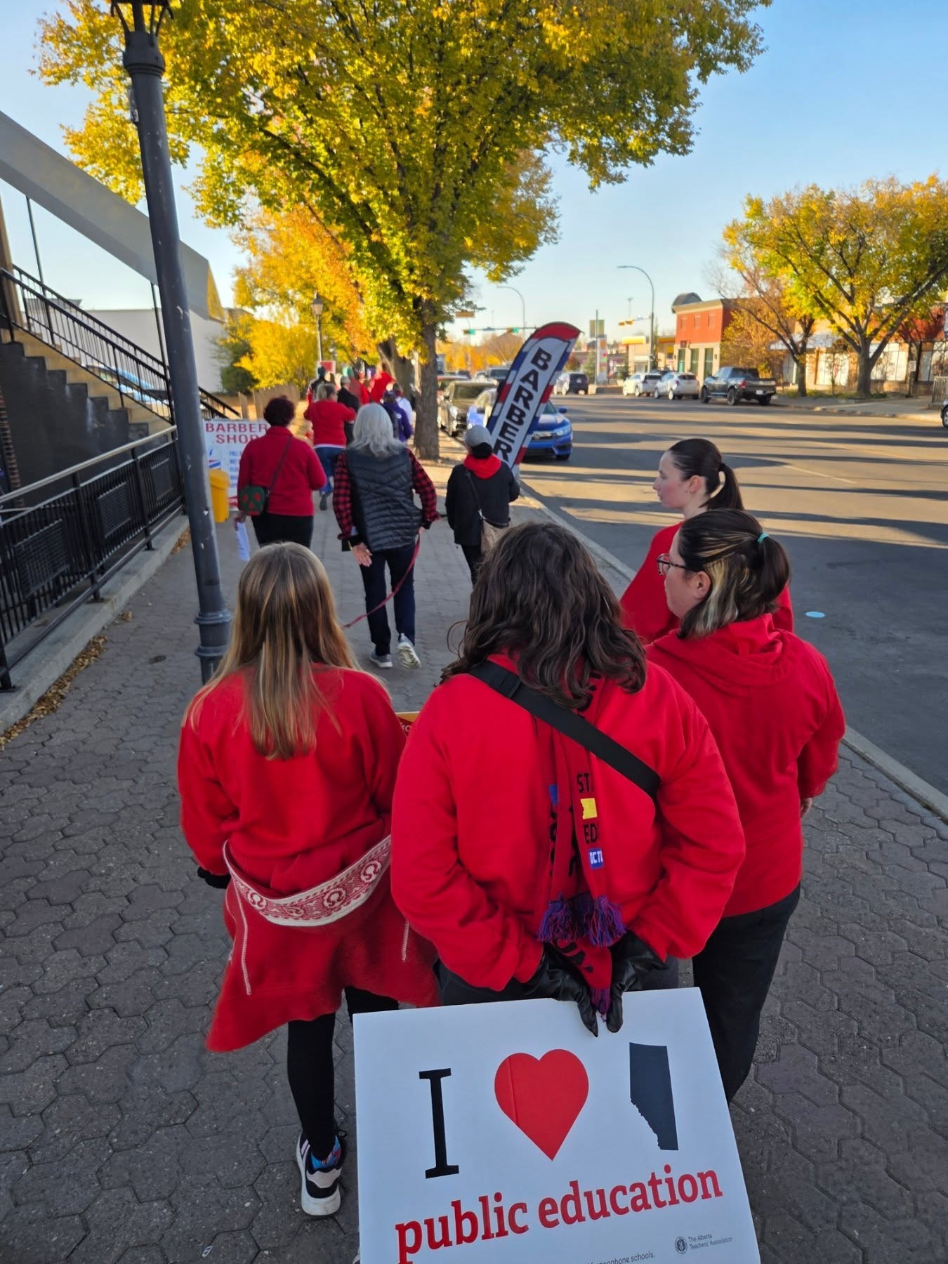 This morning, I joined local teachers and community members on their walk to stand in solidarity with those who dedicate their days to our students.
Our teachers deserve classrooms that are properly funded, resources that meet student needs, and time to focus on what they do best — teaching.
Public education is the foundation of strong communities. Standing together matters — today and every day. ❤️
#SupportTeachers #RedForEd #VoteKristi2025 #AirdrieSchools #StrongPublicSchools #InclusiveEducation #AirdrieVotes