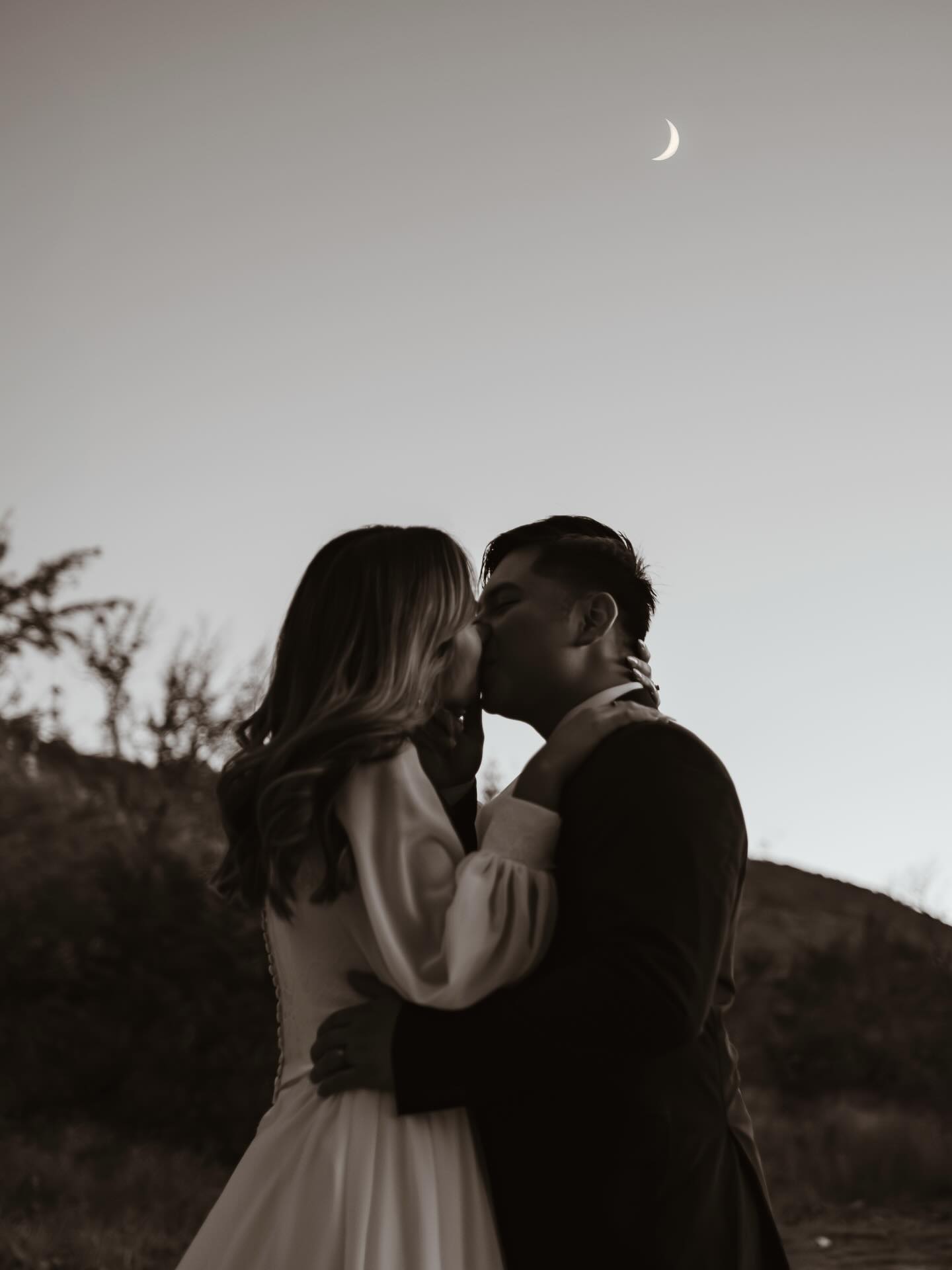 Luis & Leilani 🍂
Can we just talk about how adorable these two sweethearts are and how dreamy these photographs are! 🌙 absolutely loved this sweet session, the beautiful fall scenery just made it even more perfect!!! ✨
.
.
:
#couplephotography #engagementphotography #hillcountryphotographer #engagementphotos #sanantoniophotographer #satxphotographer #texasengagementphotographer #concanphotographer #austintxphotographer #fallphotos #chdzphotography