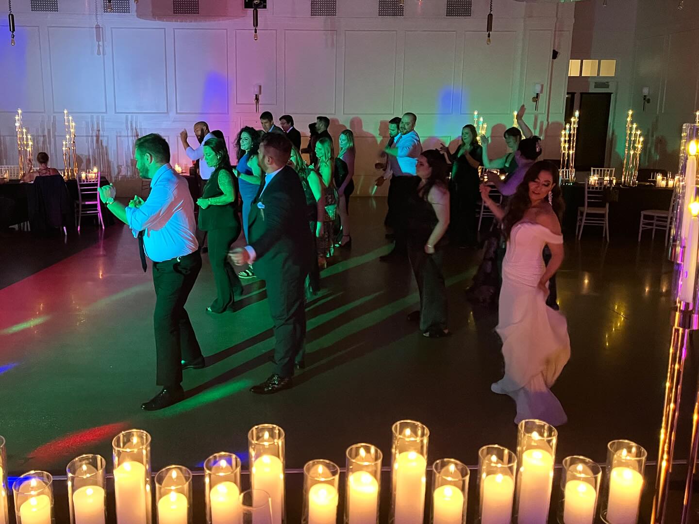 Bride and groom’s playlist or bust! I’m happy to keep it “club” or completely up to clients if they desire. Just make sure you’re on the floor 🎶🎉
Planner: @sholehevents
Venue: @thecrawfordvenue