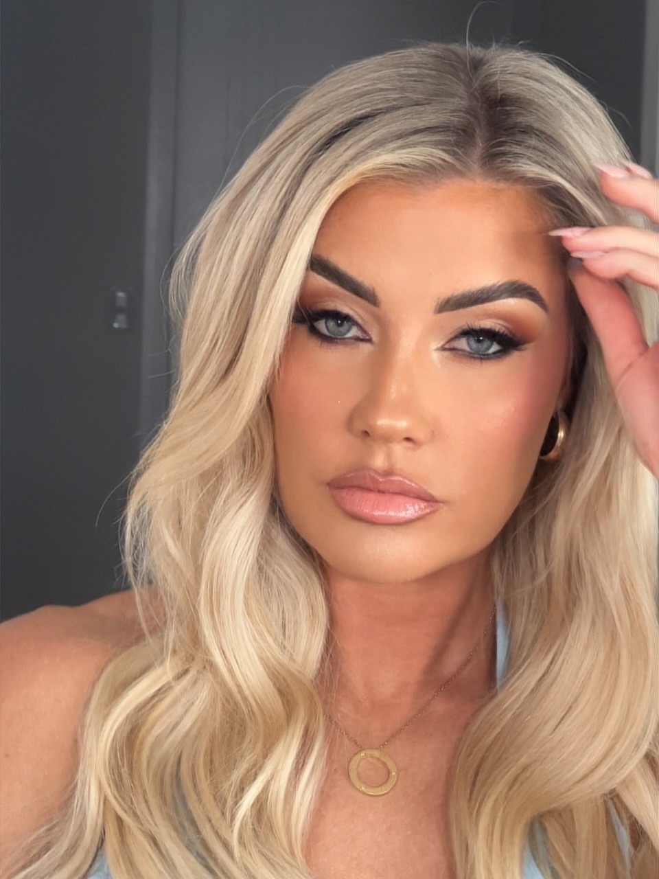 Something a bit different the my usual bronze looks 🍊
Bookings via website - link in bio
.
.
.
.
.
.
.
.
#makeupartistgoldcoast #goldcoastmakeupartist #goldcoastmua #muagoldcoast #goldcoastmakeup #makeupgoldcoast #brisbanemakeupartist #makeupartistbrisbane #brisbanemua #brisbanemakeup #mua #makeupartist #makeuplooks