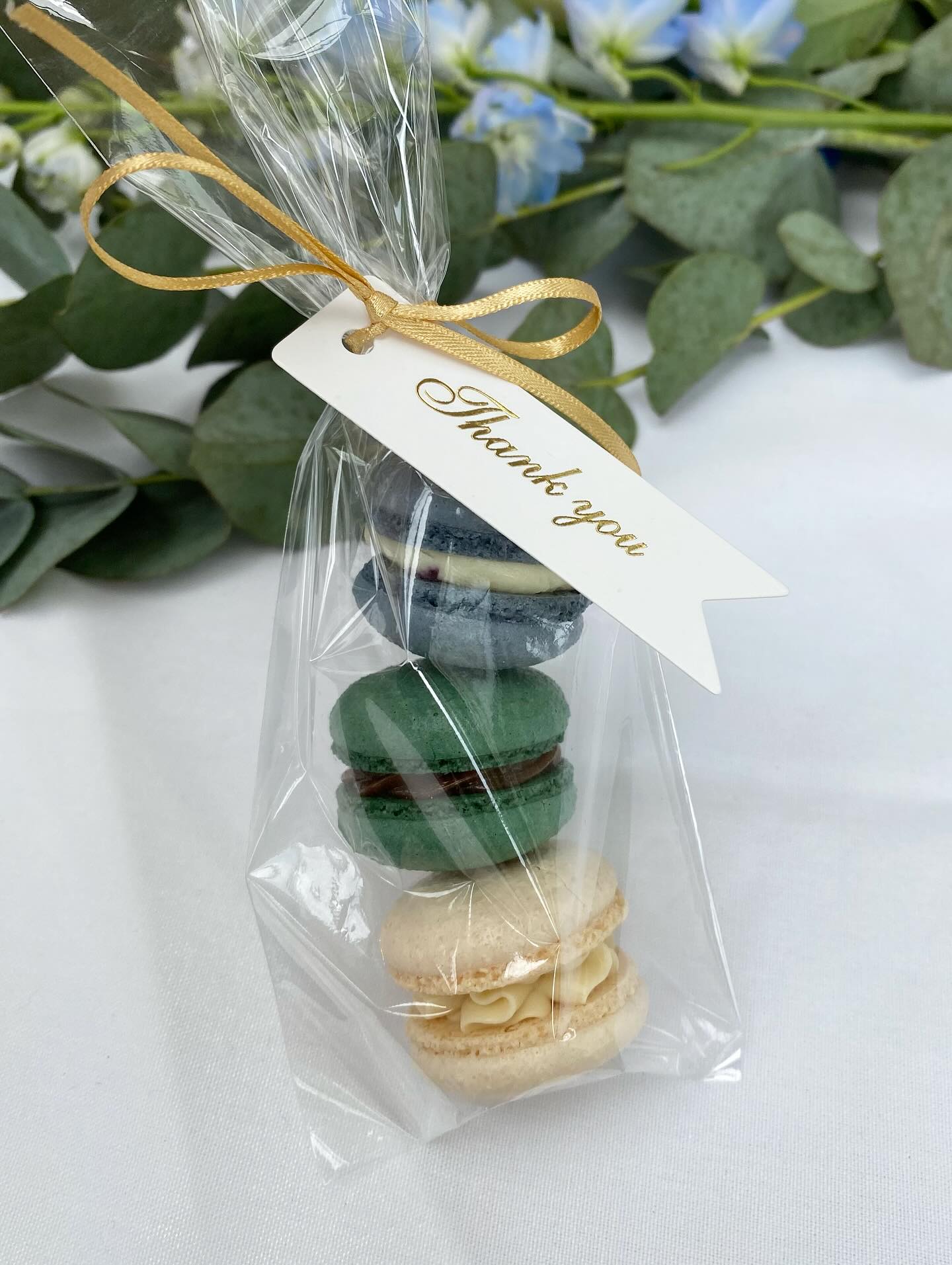 A million ways to say thank you — and this has to be one of the sweetest 😋
This Sunday we’ll be at the pendley manor wedding show, chatting with couples about how macarons can add a truly memorable touch to their special day 💍✨
From colourful macaron towers that make stunning centrepieces, to thoughtful little favours that can be personalised and beautifully presented — there are so many ways to make them part of your celebration.
Why not pop by and see what we can create for you? Whatever your vision, we’d love to help bring it to life 💞
#weddingshow #weddinginspo #weddingideas #pendleymanor #macarontower #weddingfavours #macaronwedding #weddingdetails #weddingstyling #luxurywedding #bridetobe #weddingdessert #macarons #thesecretmacaron