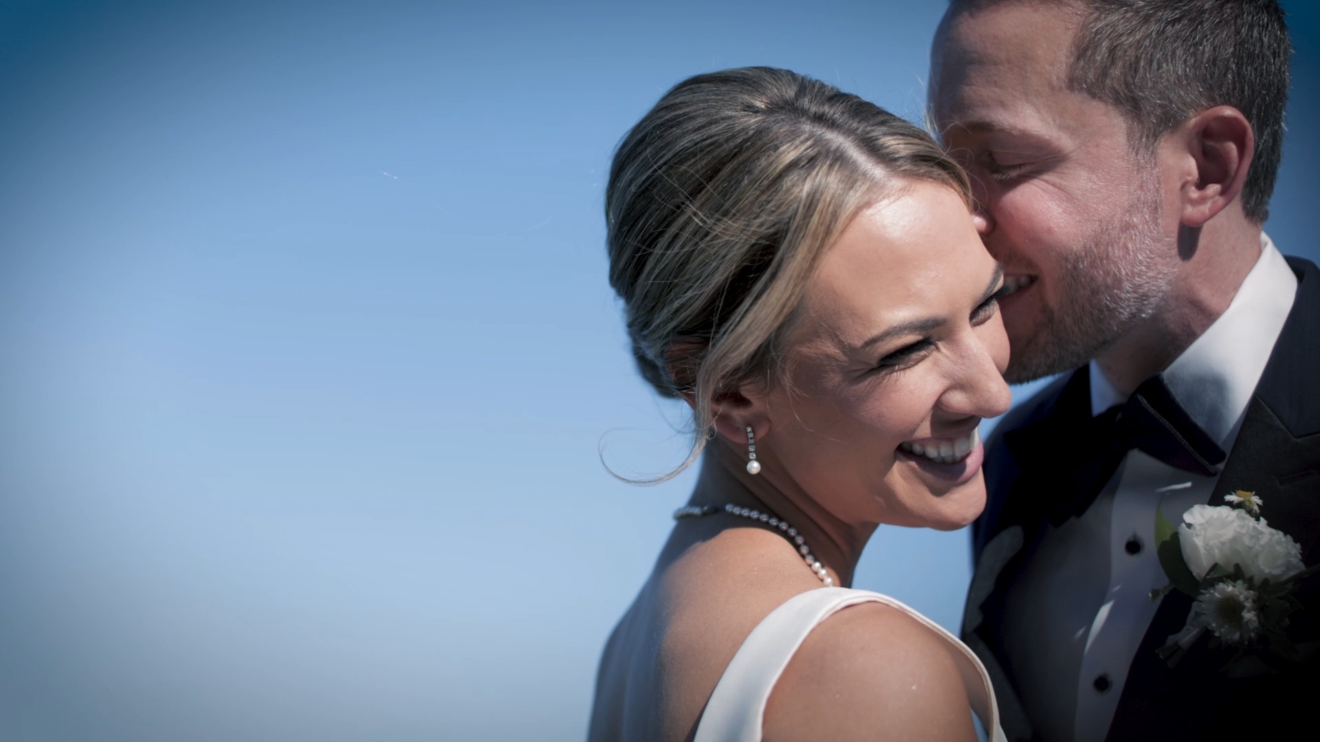 Congratulations to @audrey_gayle and @_tylerkaiser
✨ Audrey & Tyler’s Mallard Island Yacht Club Wedding Teaser ✨
From the quiet anticipation before the ceremony to the joyful celebration that followed, Audrey and Tyler’s wedding day was pure magic. Set against the coastal charm of @mallardislandestate in Manahawkin, NJ, their love story came to life in every heartfelt glance, every laugh, and every dance under the stars.
Vendor Team
@anncoenphotography
@sceeventgroup
@iamchristianl
@reynoldsgardenshop
@makemeup_eva
@topknotsbyaimee