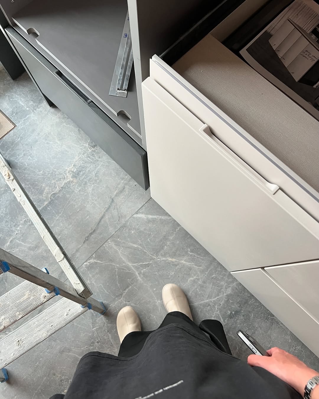 Çelebi Mimarlık’ta geçen haftadan kareler…
☎️ 0212 823 7267
📱 0530 730 5437
✉️ info@celebiarchitecture.com
#ÇelebiArchitecture #ÇelebiMimarlık #Mimarlık #Architecture #LuxuryArchitecture #ModernArchitecture #ArchitecturalDesign #DesignInspiration #InteriorDesign #LüksMimari #İçMimarlık #MekanTasarımı #LuxuryDesign #HighEndDesign #LuxuryHomes #VillaDesign #MinimalDesign #homedesign #CustomDesign