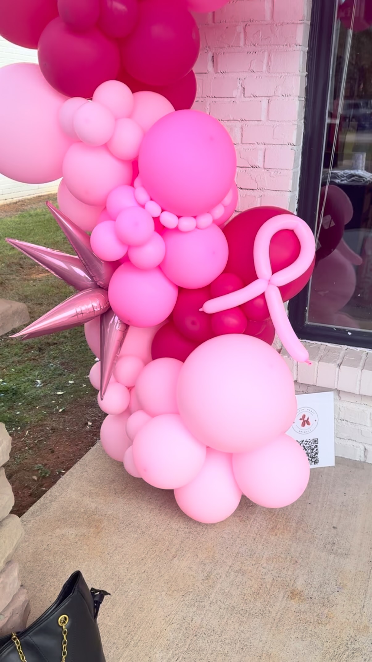 Poppin’ Pink for a Purpose 💗
For the fighters.
For the survivors.
For the angels we remember. 💖🎗️
#ThinkPink #BreastCancerAwarenessMonth #huntsvilleballoons #huntsville #balloongarland #balloondecor #balloonartist #huntsvillealabama