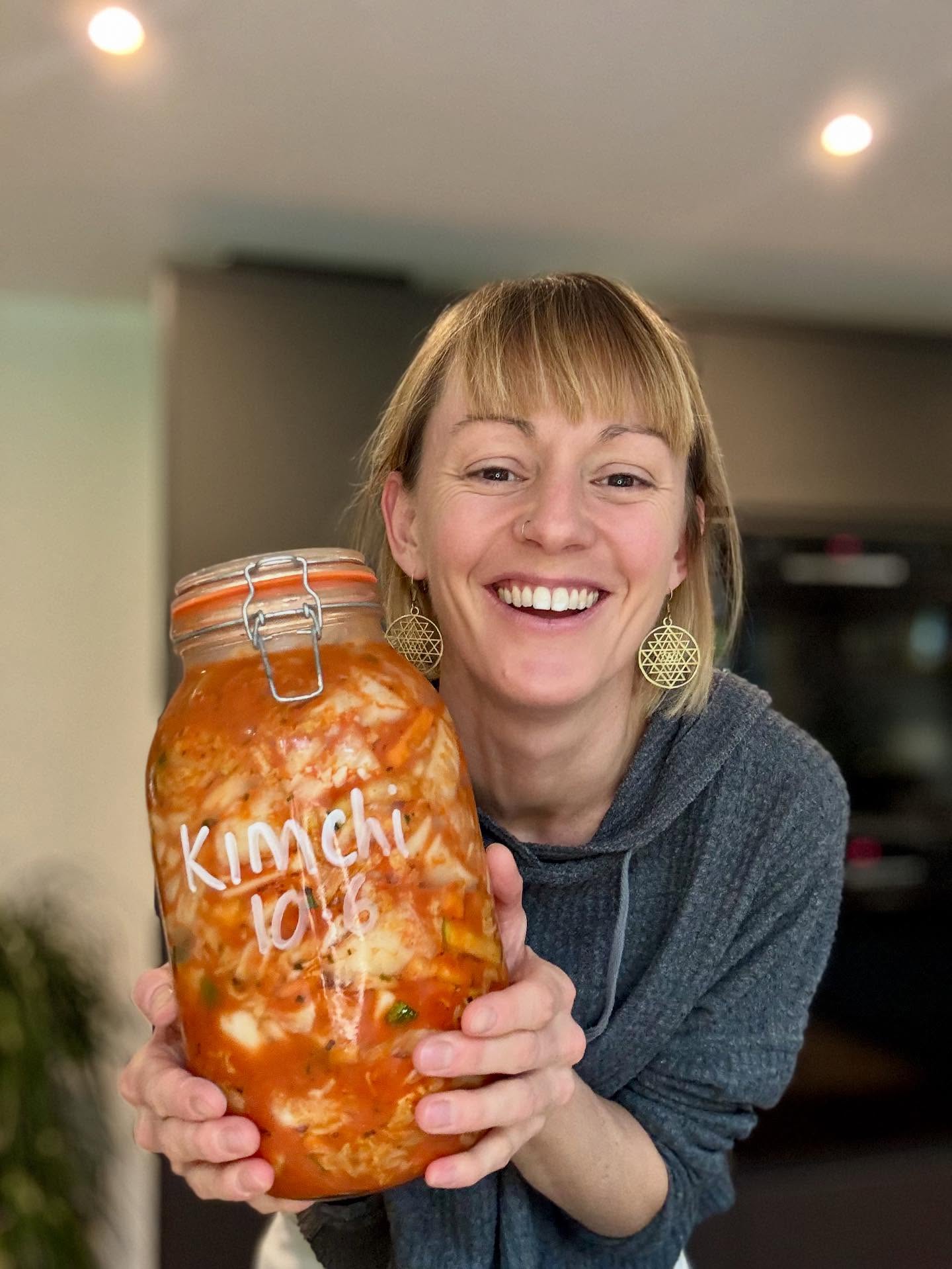 🥬🌶️This week I've been making kimchi and taking reluctant selfies! 😳
It's been a great way yo use up my never-ending supply of courgettes from the garden and will keep me going for a while!
When I used to work at Nourish in Bath, we used to listen to this song every time we made kimchi - good times! 🌱❤️
#frome #fromeevents #fromesomerset #plantbasedcookeryschool #vegancookeryschool #PlantBased #vegan #littlefromecookeryschool #kimchi #fermentation