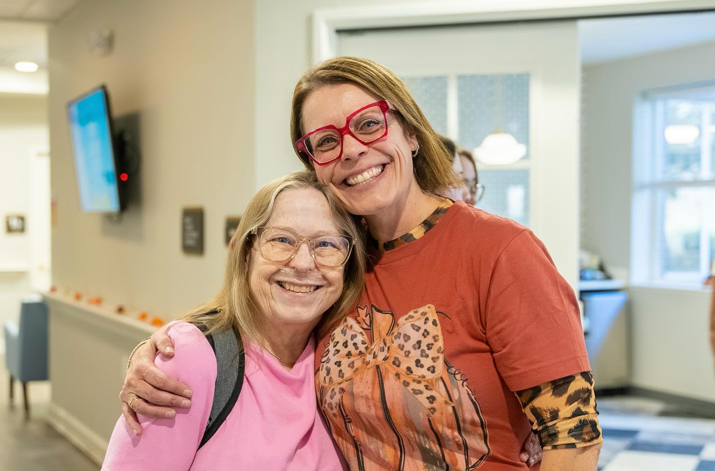 Since we aren’t visiting a community today, I get to have lunch with my momma. 💕🎃