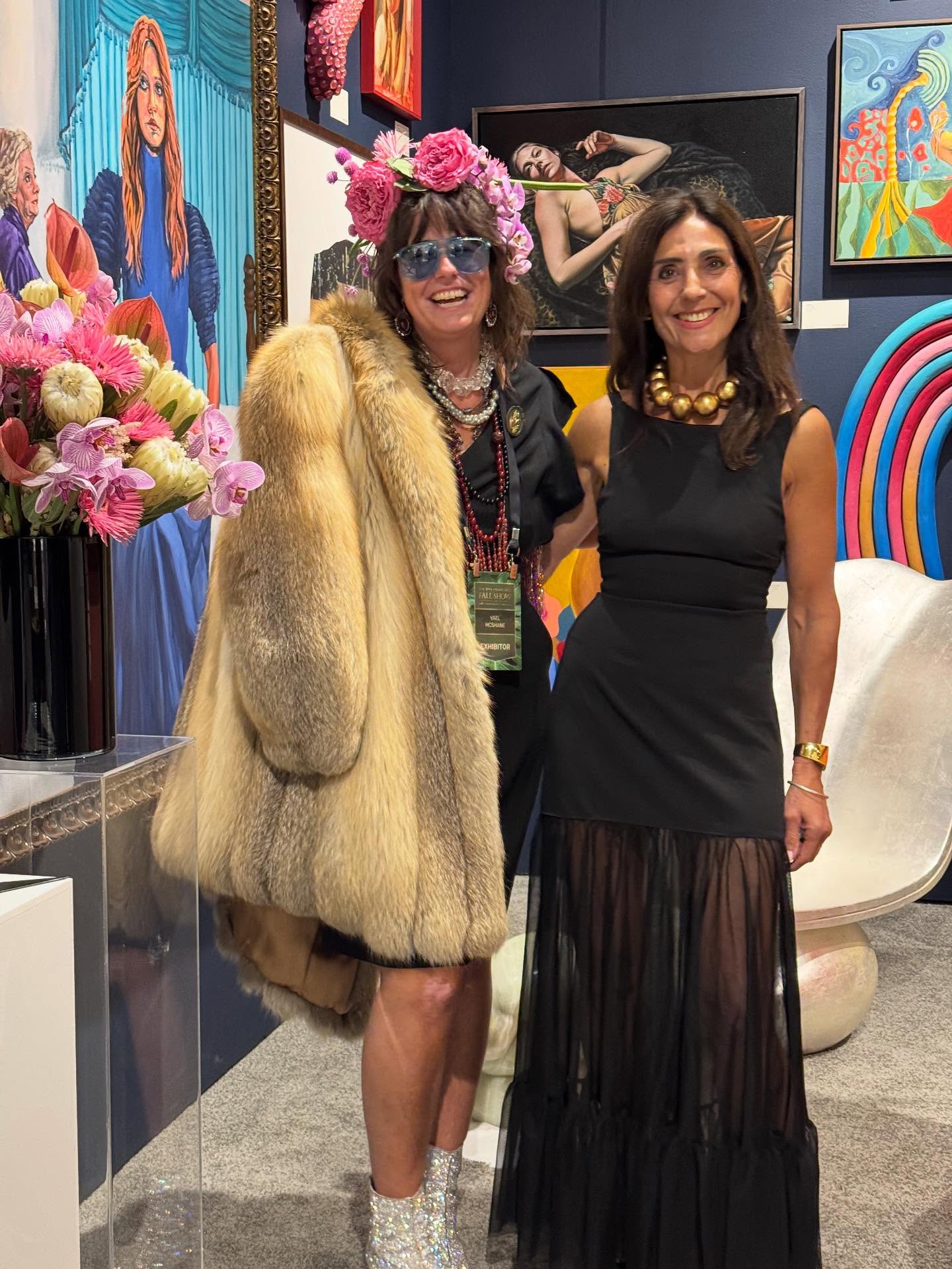 #Ornamento adding its own pop of color to the already vibrant #ArtWolfGallery #sfantiqeshow #art #ornamento #flowers