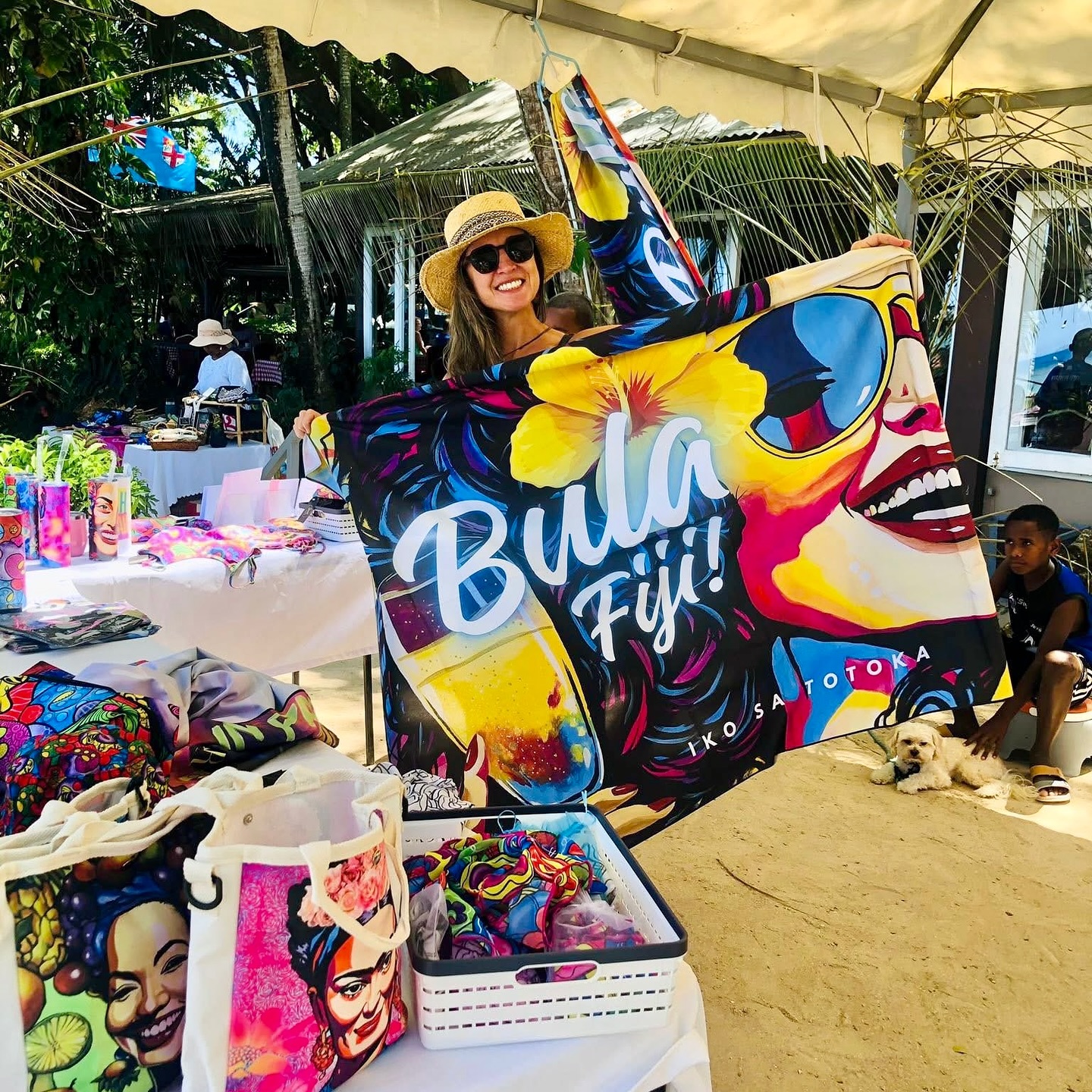 Bula vibes only 🌺
Spent the day at Vuda Market soaking up all the smiles, colors, and good energy. There’s something so special about the way happiness flows so naturally here — simple, genuine, and contagious. Feeling beyond grateful and so welcomed in this island life I now call home 💛🇫🇯
Vinaka to everyone who came to support me
— moce! 🌴
vinaka @vudabeachmarket
#ilovefiji #marketday #becolourful