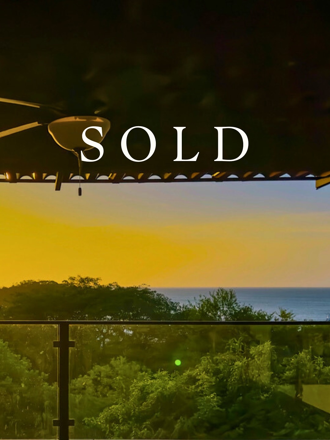 Congratulations to the sellers and the new owner of Almendros 17 in Playa Ocotal. Beautiful condo just steps away from the beach.🌴Perfect for short term rentals that bring you passive income 🥳