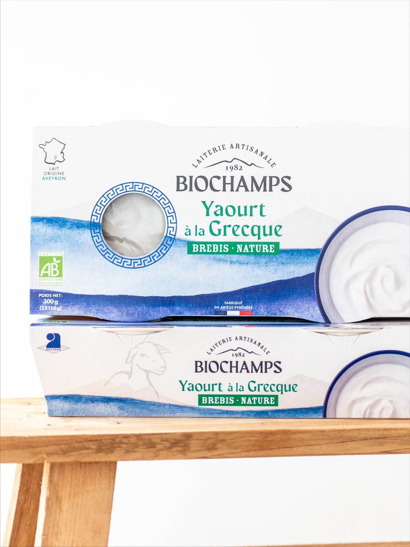 Envie d’une texture onctueuse et d’un goût authentique ? 😋
Notre yaourt de brebis à la grecque Biochamps vous offre le parfait équilibre entre douceur et richesse naturelle.
100 % lait de brebis, sans additif, juste le bon goût du vrai 🐑✨
👉 À savourer nature, avec un filet de miel ou quelques fruits frais