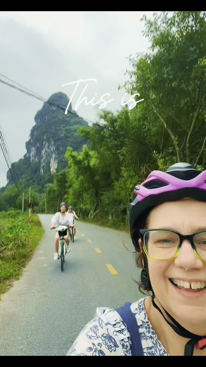 I can’t believe it’s a year since I was back in Vietnam 🇻🇳 such a brilliant trip
I’ve 2 lovely bookings travelling here next month - one includes a luxury Mekong cruise another trekking in the Sapa region (that’s on my list for next time!)
#personaltravelagent
#travelcounsellors
