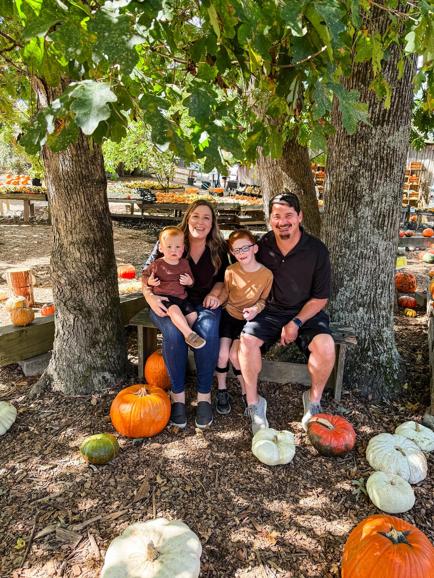 We carved out some Fall Break pumpkin time, and oh my gourd, we had a blast! 🎃💛