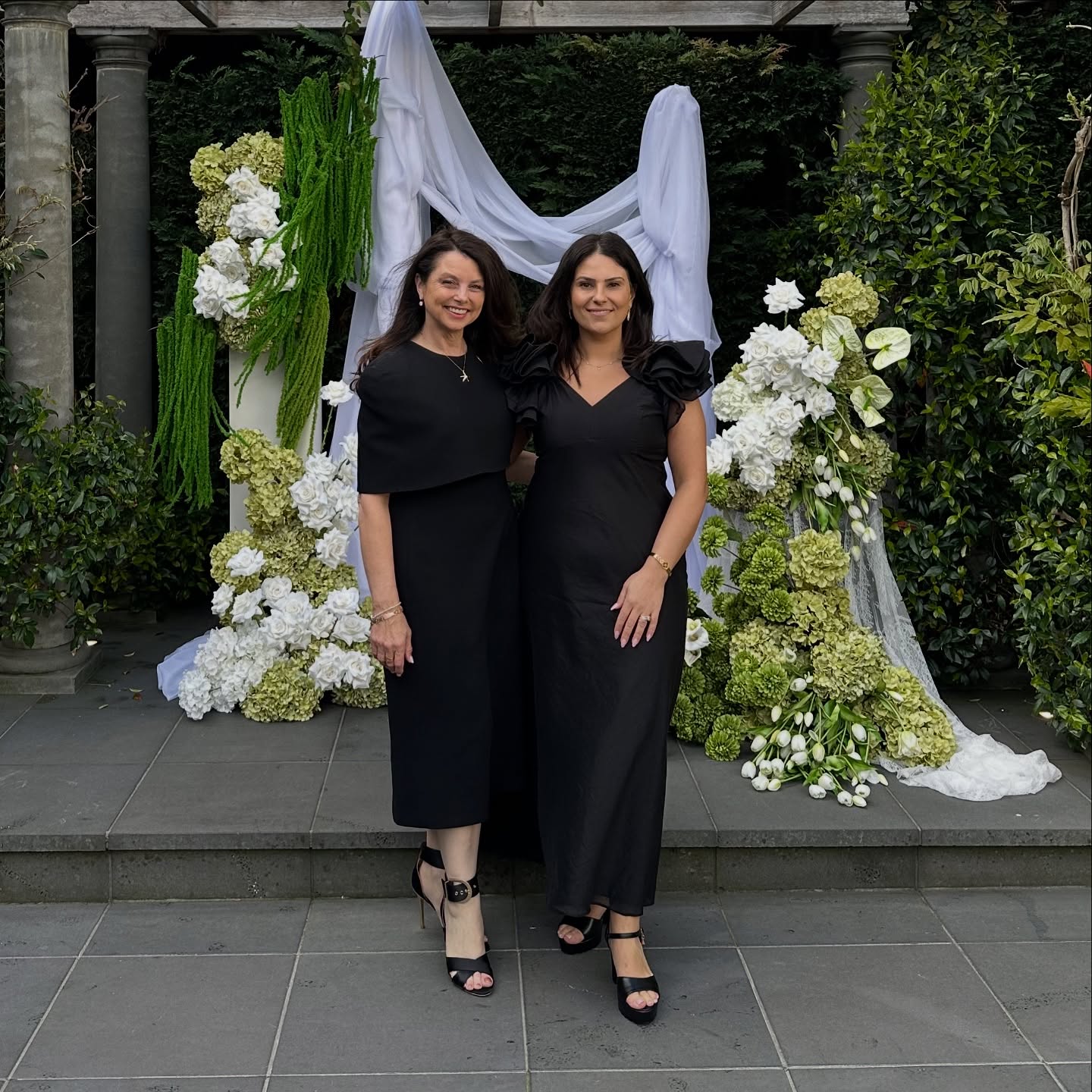 Married the most beautiful couple today, such a gorgeous day filled with love and all the good vibes.
I was lucky to have my lovely friend Dee by my side helping out with the ceremony. In this job, I’ve met so many wonderful vendors, and I honestly feel so lucky to have made such a good friend in Dee, one of the kindest, most genuine people you’ll ever meet. 💛 @dee.celebrations
Days like this remind me how special this work really is and how I’m so lucky to be surrounded by such good people.