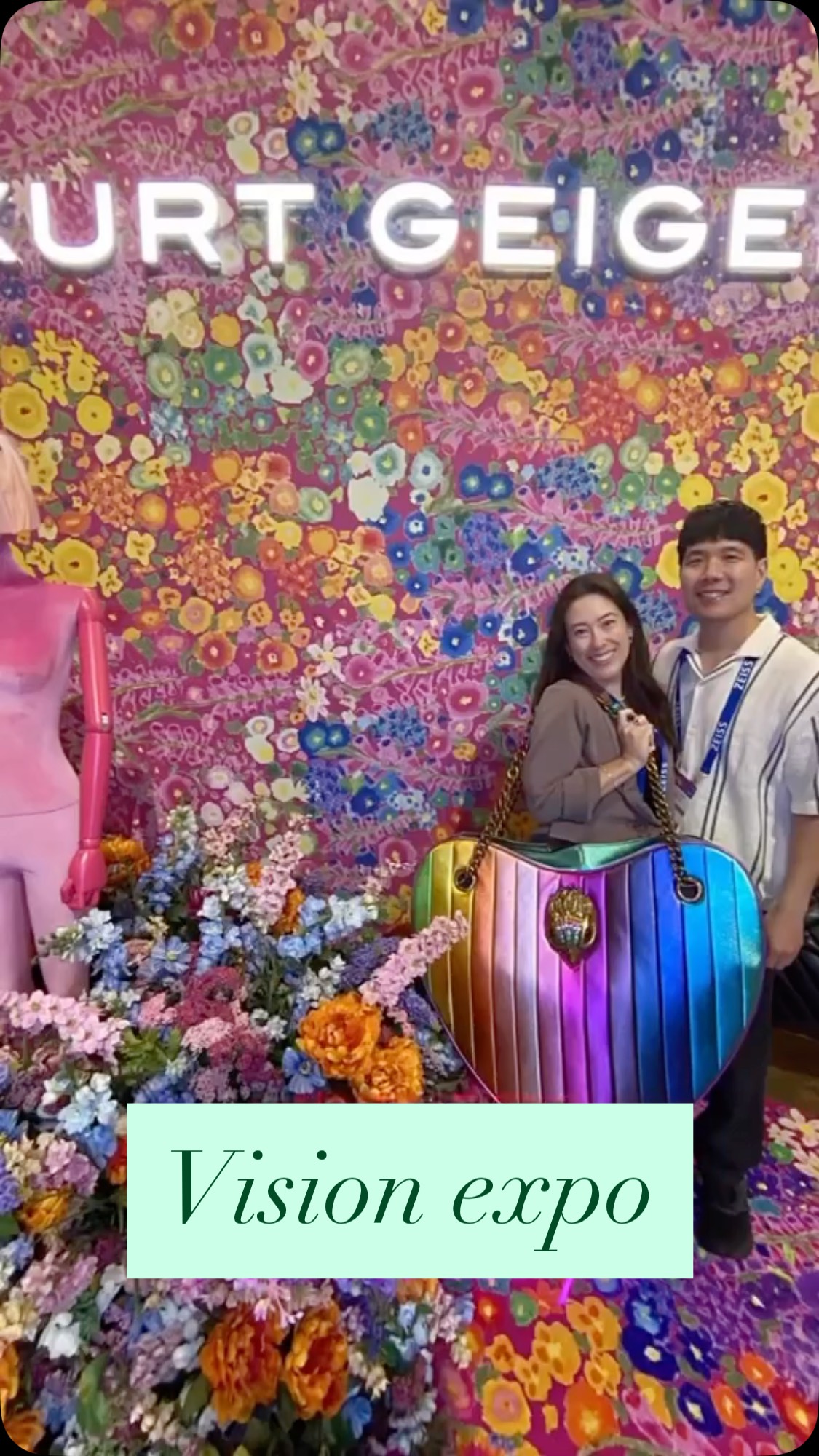 Didn’t quite do Las Vegas justice on my recent trip for @alldocsod and @vision.expo but still fun nonetheless!
Maybe I can’t hang like I used to 🤔 like that one time I lost both my big toenails after partying at @hakkasannightclub in 2013 with @millanecote 😬