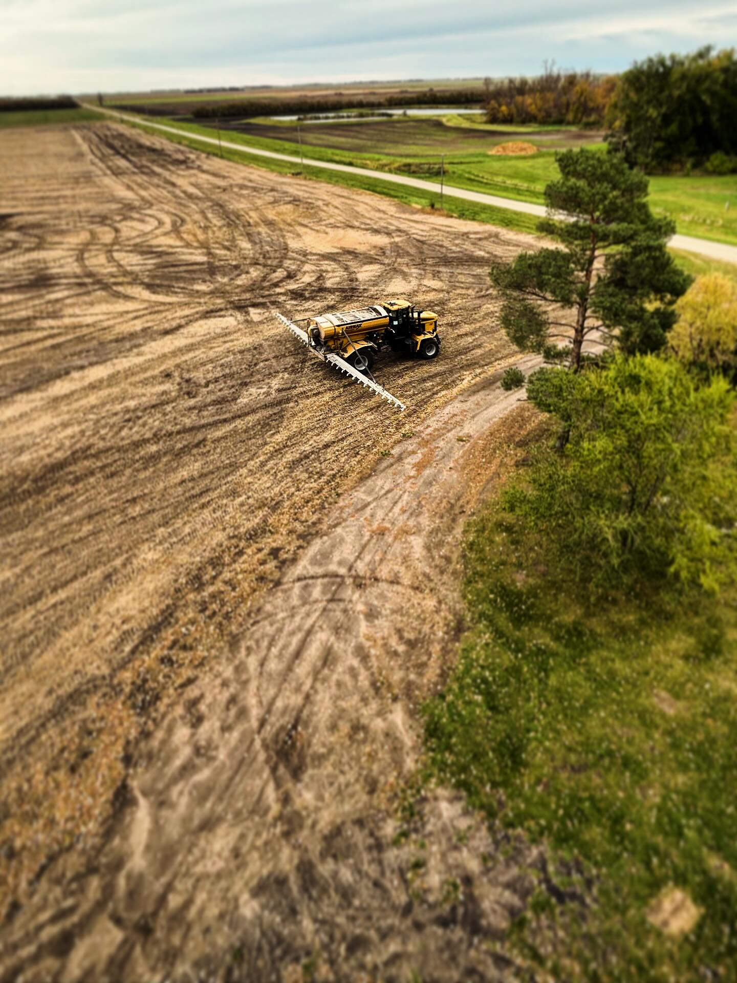 Did you ‘float’ up there to get this photo Dave? Thanks for sharing today’s fresh perspective! ☁️
