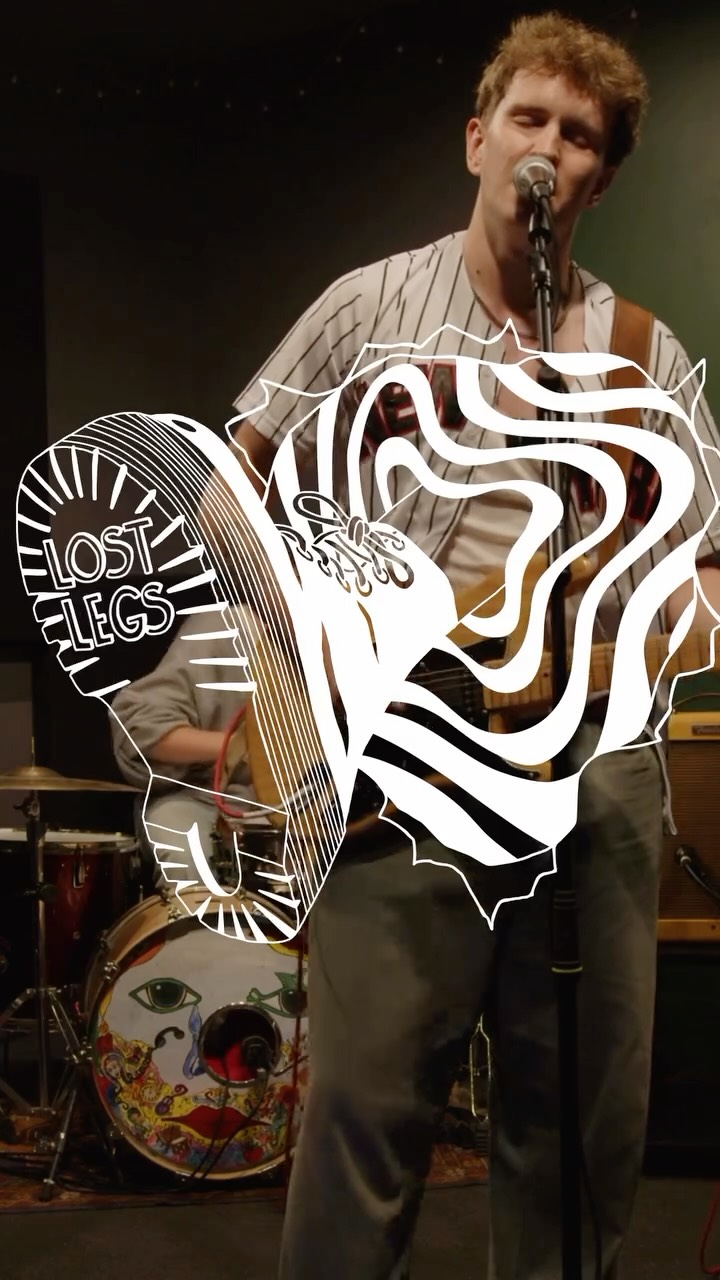 Its that time again! The One Shot returns to bring you none other than @lostlegsband ! A four piece Pop outfit from the vibrant streets of Manchester. We hope you enjoy the electric session!
Full session drops 17/10/2025 6pm BST
@theyard_mcr @lostlegsband @taurussecuritygroup @blackmagiccameras
audio by @crashtestprod
video by @theyardmcrfilm
#reel #music #livemusic #localmusic #supportlocalartists #newmusic #musicvideo #manchestermusic #rock #rocknroll #viral