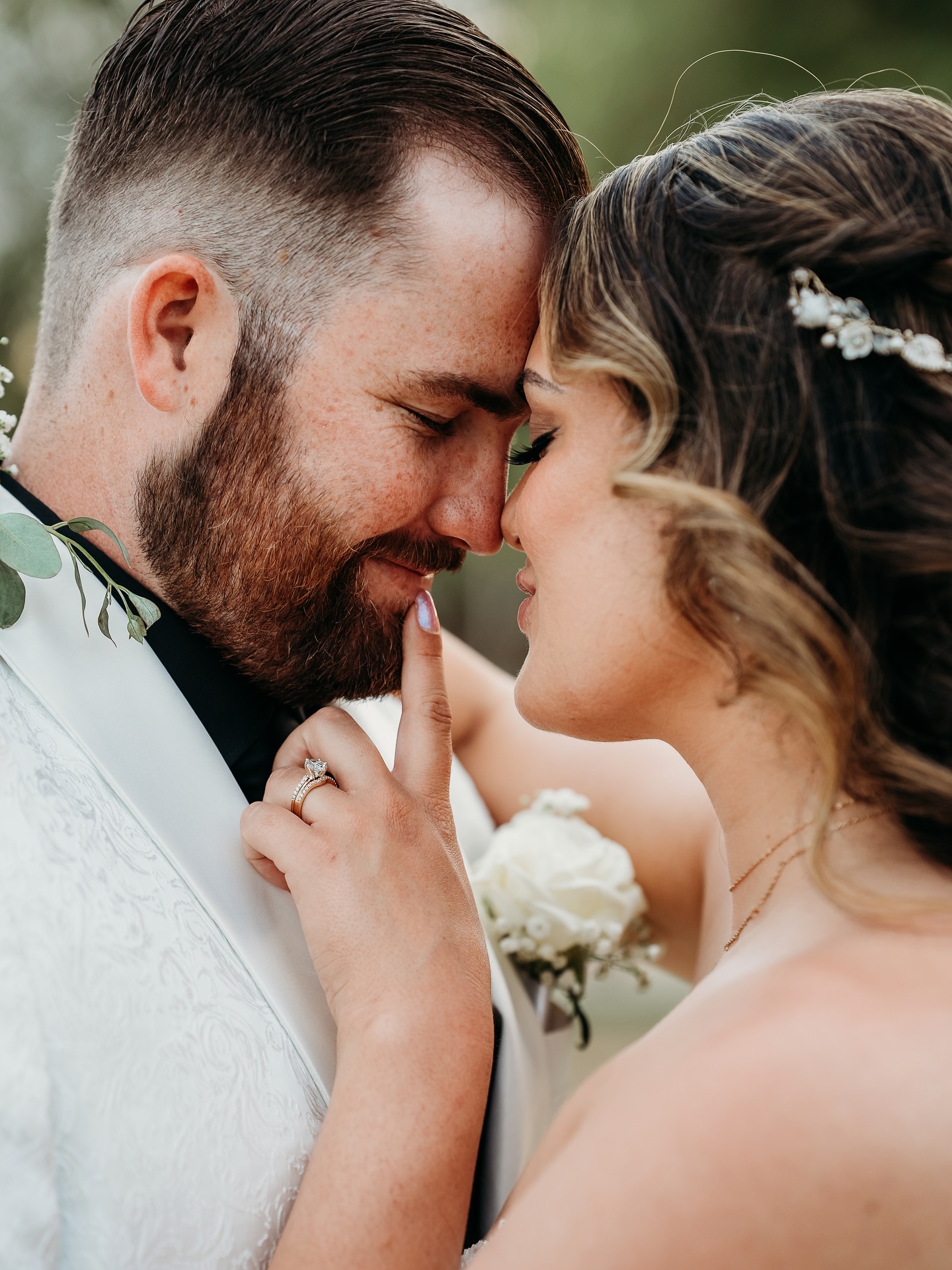 To be loved like this. 🥰🤍
.
.
#photography #kategrutskyphotography #phoenixphotography #phoenixphotographer #photooftheday #phoenix #arizona #arizonaweddingphotographer #azweddingphotographer #wedding #weddingphotography #weddingday #weddingphoto #couplegoals #couplephotography #couplephotoshoot #coupleportrait