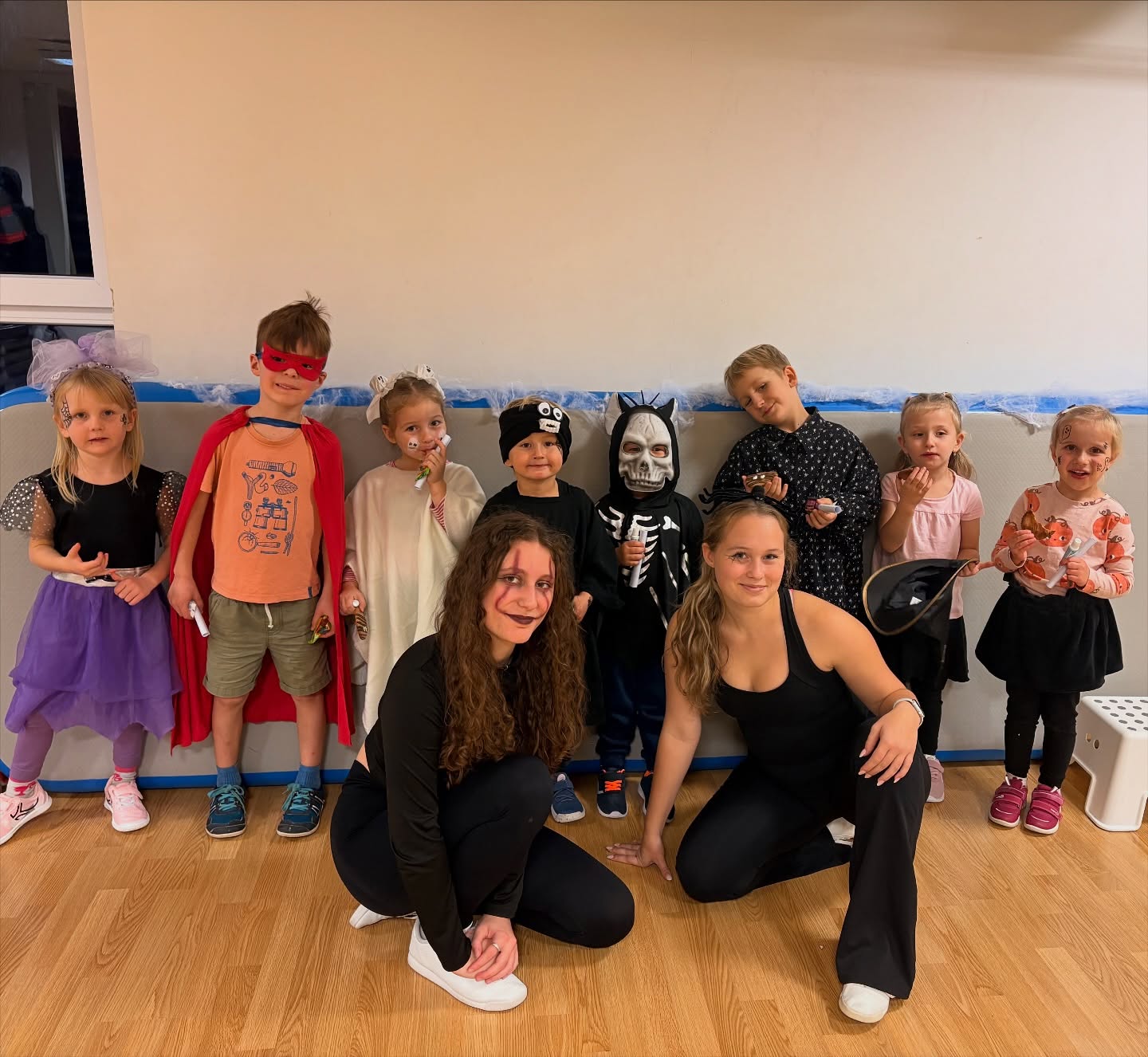 Páteční děti na startu – MŠ zažily halloweenský trénink plný zábavy! 👻🎃
#akademiesportuliberec #jednaparta #dětinastartu