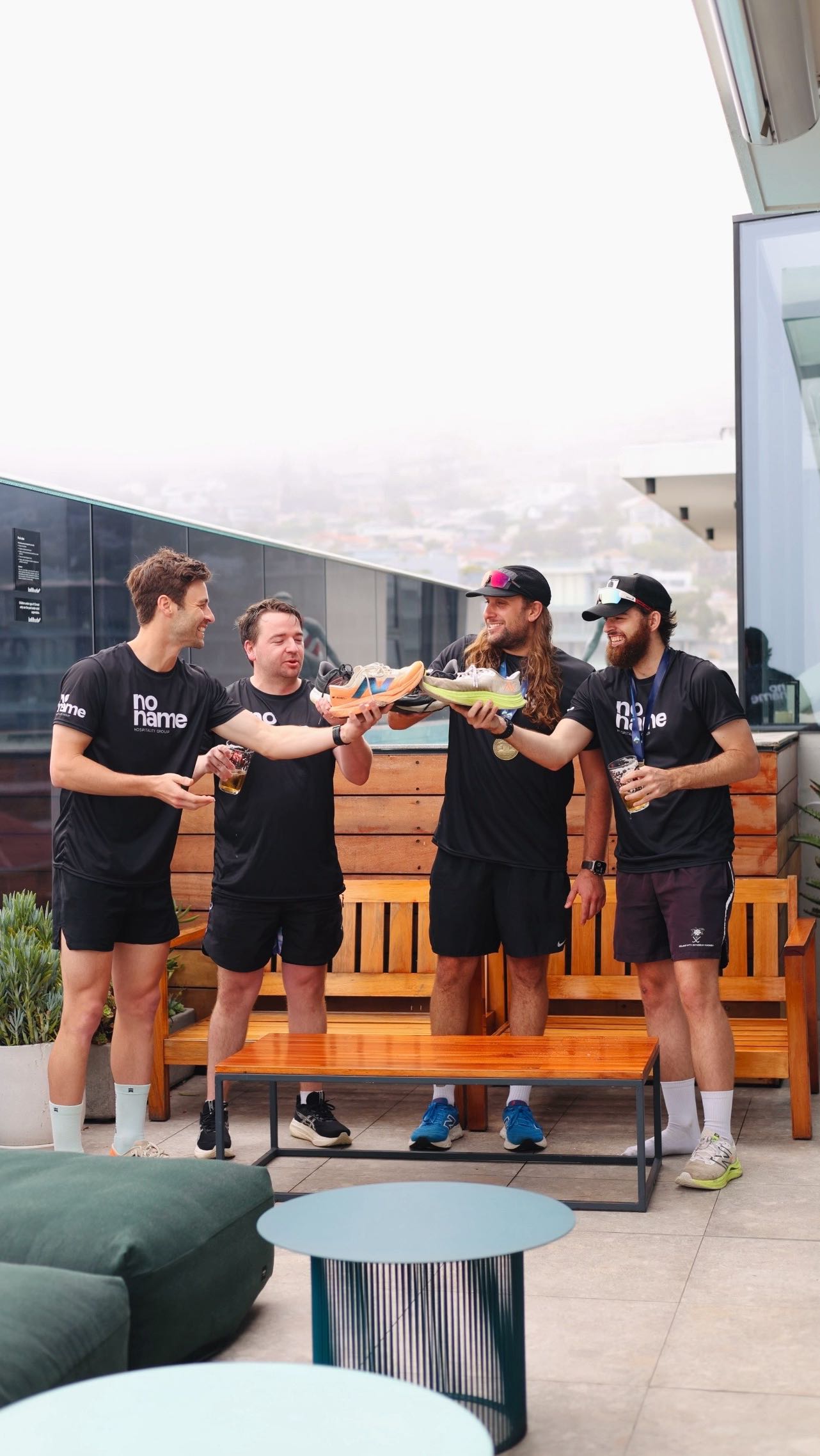 CALLING ALL CT MARATHON RUNNERS. 🍺
bring your medal and join us on the 9th floor for a post marathon cheers. tag the run crew and we’ll see you on sunday!
* FREE drink upon arrival for all runners (medal must be presented to redeem).