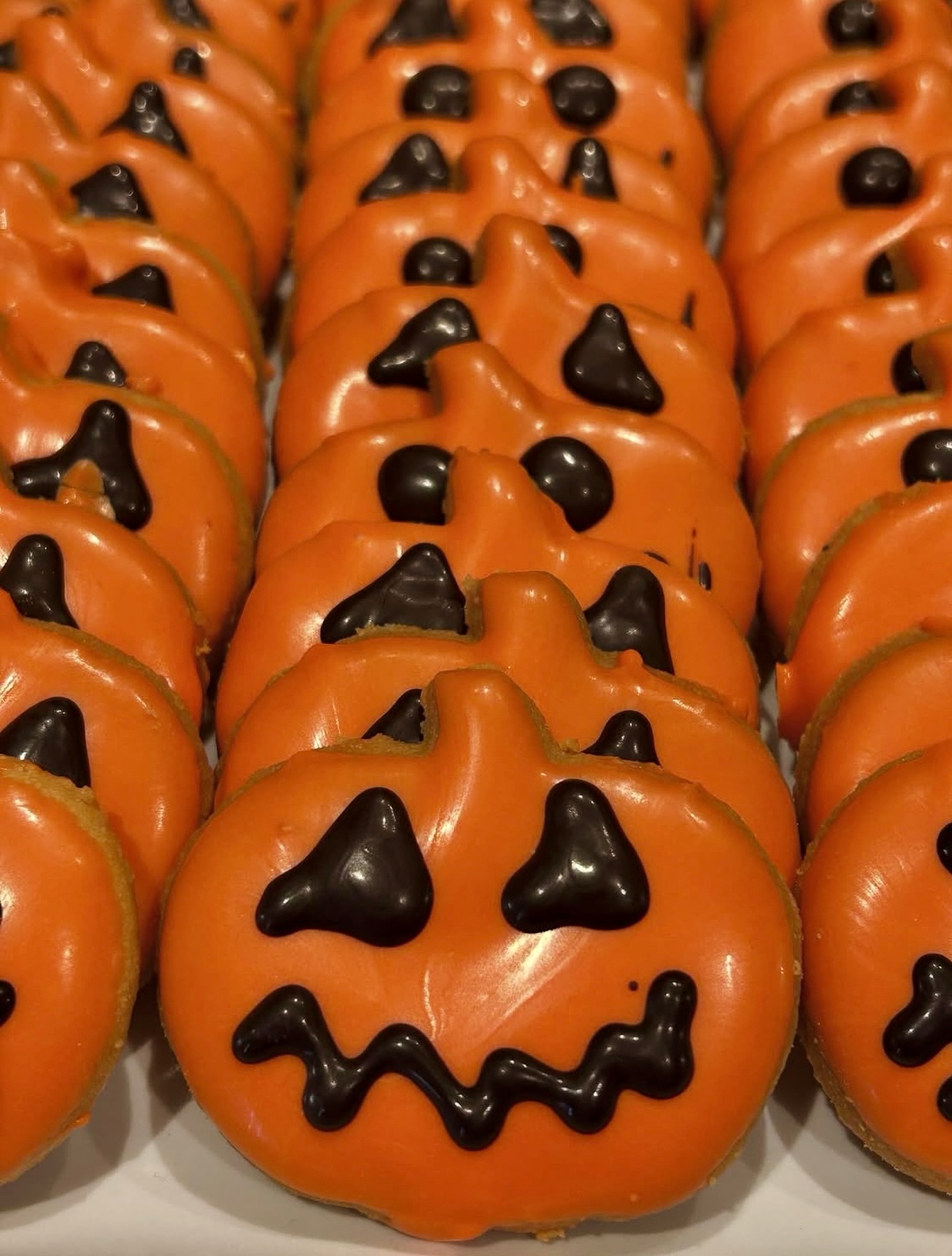 Che i preparativi per Halloween abbiano inizio 🎃 👻
Pic by @pasticcerianoisette
MOLINO DALLAGIOVANNA
GRANO LAVATO
FARINE SUPERIORI
#dallagiovanna #molino #molinodallagiovanna #molini #moliniitaliani #madeinitaly #farinasuperiori #farinedagranolavato #granolavato #acqua #flour #italianflour #farinadallagiovanna