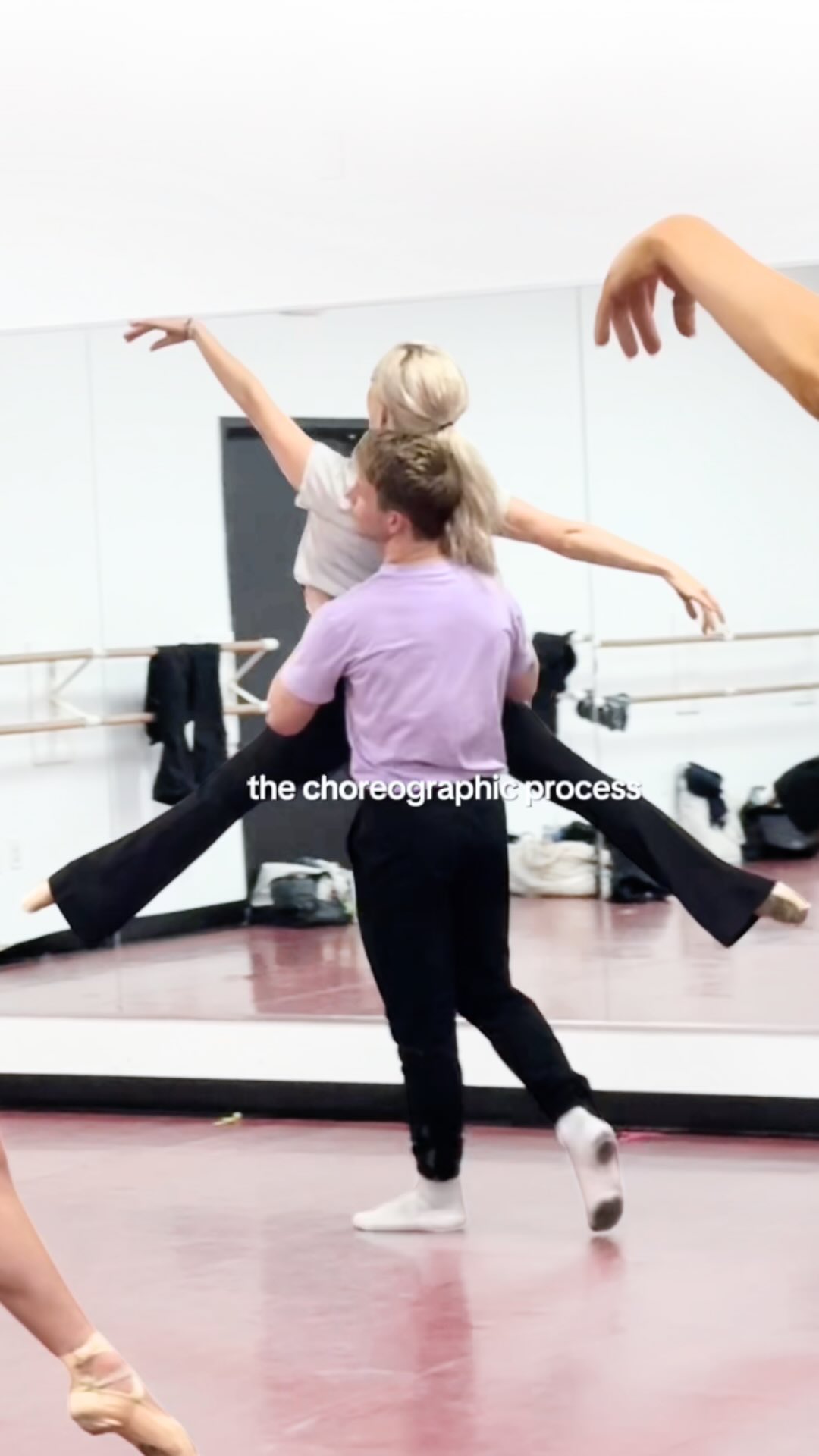 Our co-founder and resident choreographer Martin Flowers is working on bringing back his heritage piece, Kodumma. This work tells the story of the Estonian signing revolution. Don’t miss it this Nov 14th & 15th in our debut show, Encore. In-person and digital tickets available at azaraballet.org // link in our bio@azaraballet
#estonia #estonian #ballet #choreography #choreographer #dancers