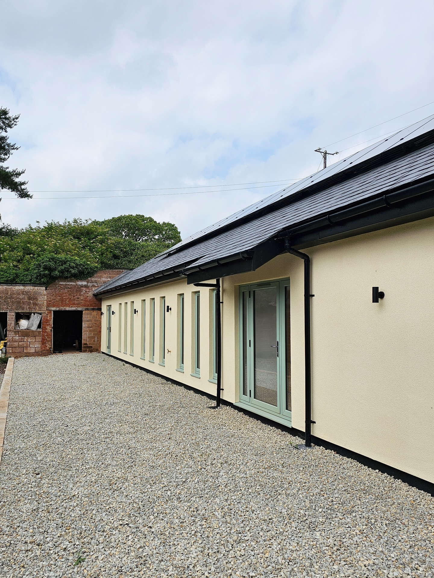 ✨ Lakeview Barn Transformation ✨
Once a row of old animal sheds, now a light-filled and welcoming family home in rural Devon.
We transformed this building into a space that combines original character with modern comfort, designed around the needs of family living 🏡
Swipe to see how far it’s come ➡️
#BarnConversion #DevonHomes #BeforeAndAfter #RuralDevon #HomeTransformation #BuildingDreams #HandcraftedHomes #BarnRenovation #CharacterHome
