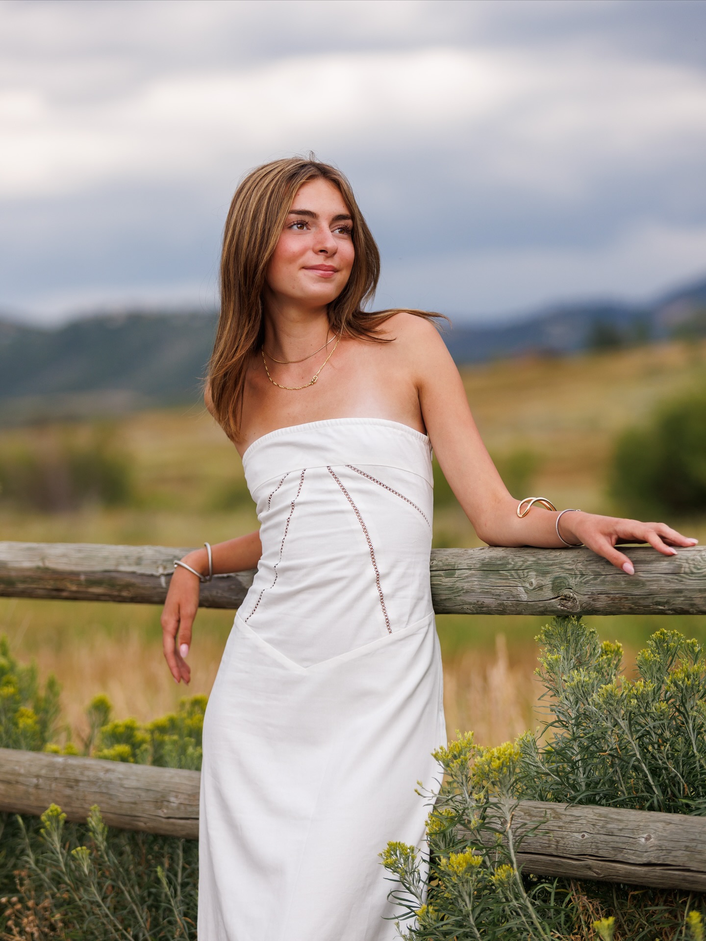 Here are some of my favorites of Paige from this summer!
I love the green, moody tones 😍
Yes, it stormed on us, but totally worth it!!