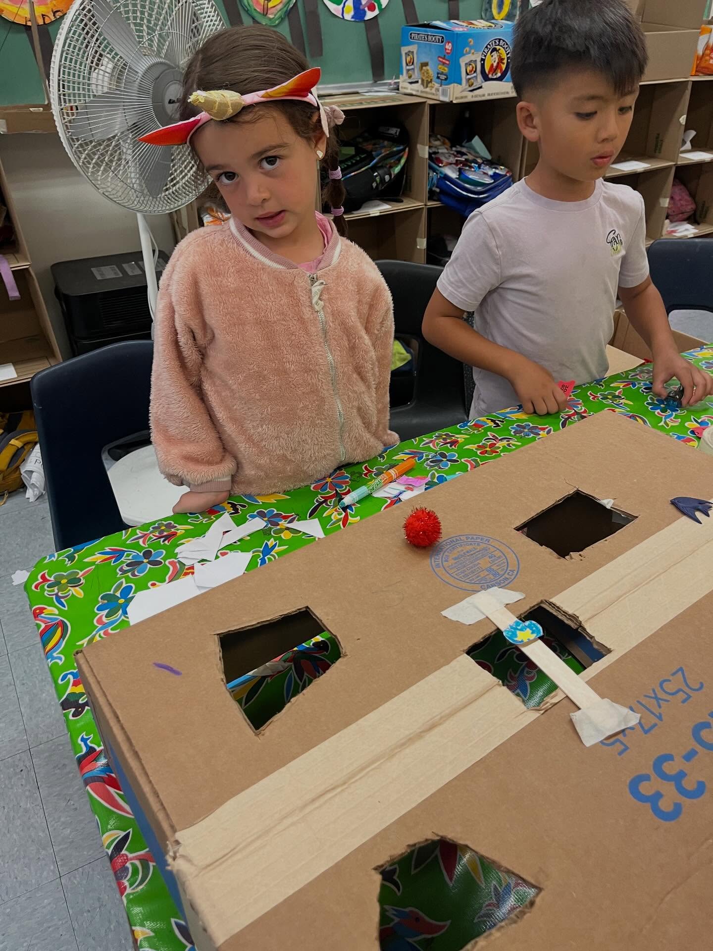 Another year of the Cardboard Challenge! What can you make? What fun being so creative! These kids never fail to surprise us with their ideas and execution. #alamedaartsfun #alamedaarts #cainesarcade #cainesarcadeglobalcardboardchallenge #creativekids #cardboardcreations