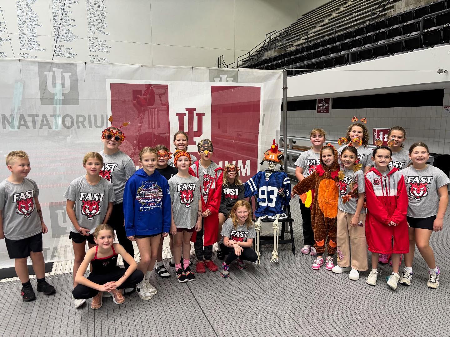 10 & Unders Ready For Their Session at The Holiday Hoopla!