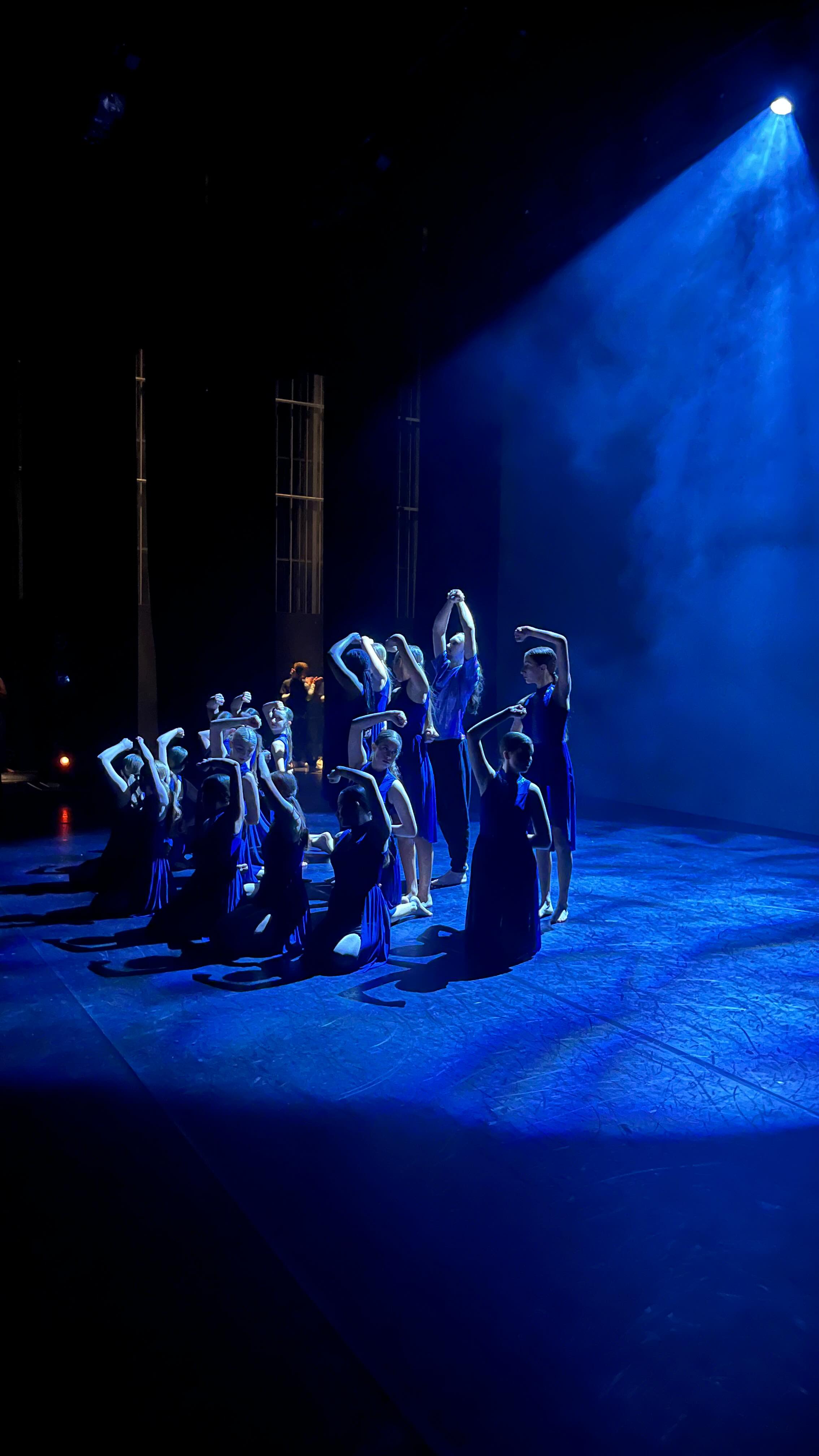 One last run through in the dressing room #scacademyofdance 👯♀️🪩