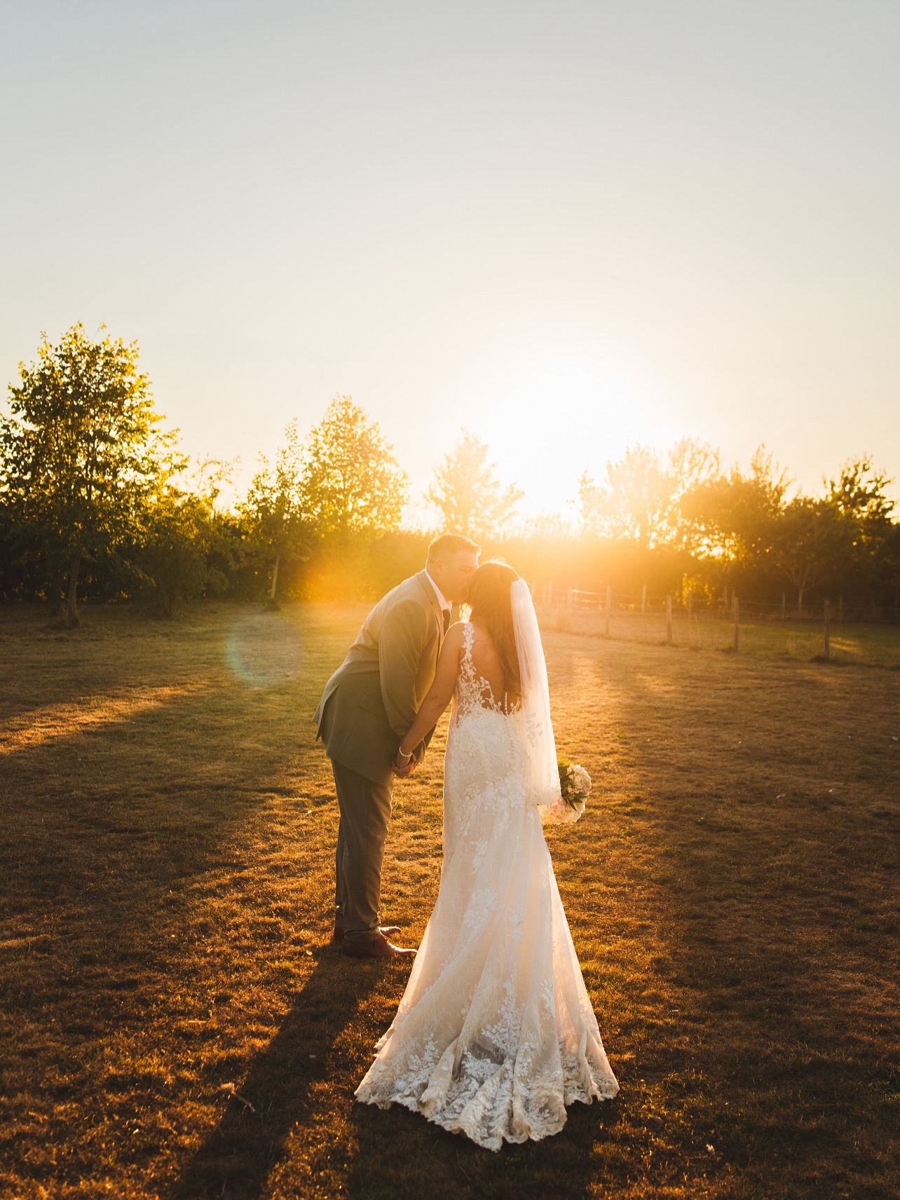 That golden hour 💛
Huge congratulations to our beautiful bride Angela & her new husband on their wedding day. Angela you look incredible in your @missstellayork dress - it was such a pleasure helping you on your dress journey! We wish you all the happiness for your future together xxx 🤍
