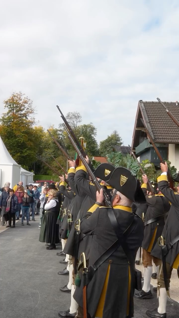 Einweihung der neuen Brücke in Siezenheim☀️