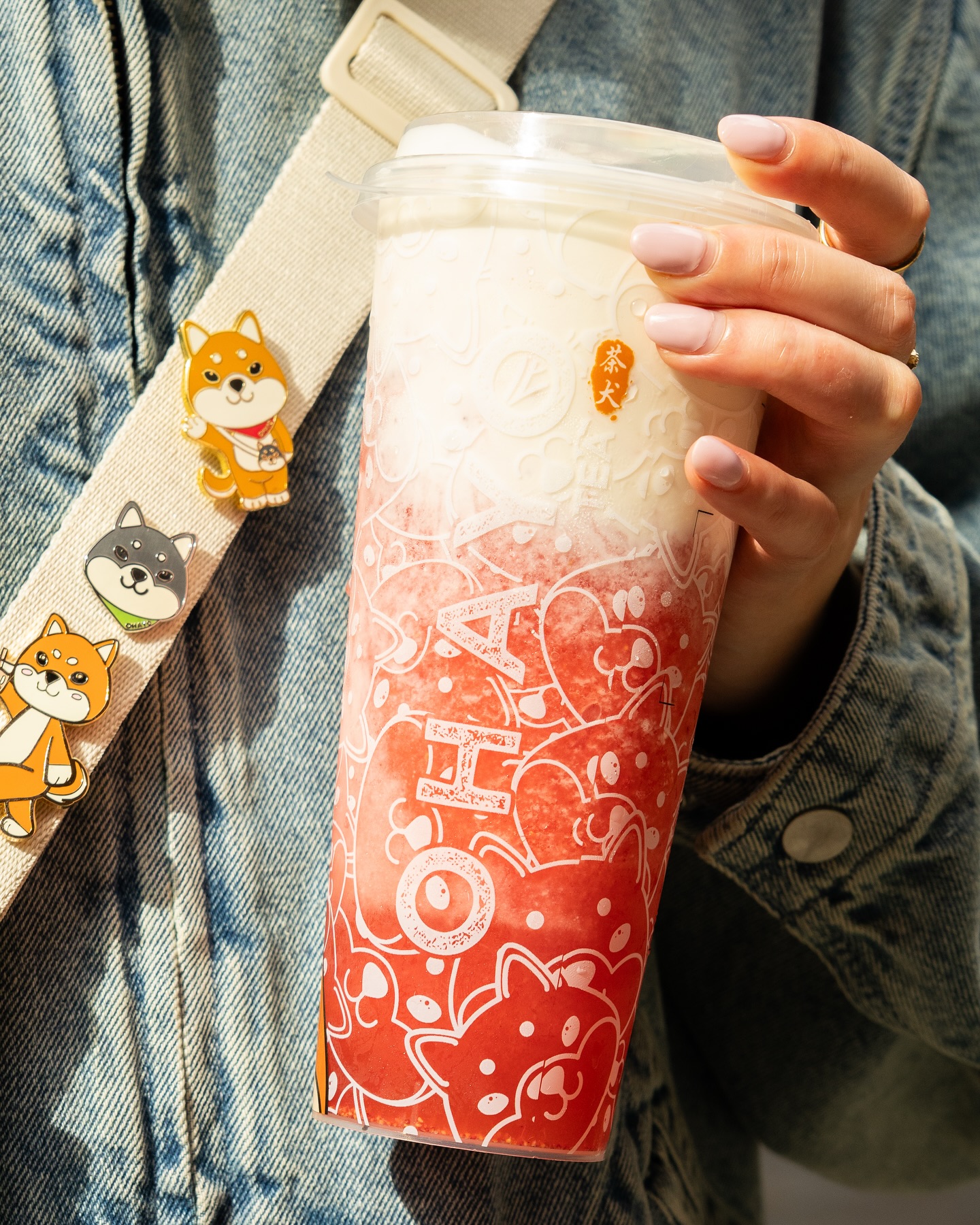We use fresh strawberries and fresh milk in our Strawberry Tapioca Milk! Fancy tea in your drink? Opt for a Strawberry Tea with fresh strawberries and jasmine green tea with a creamy indulgent cheese foam topping!!!
We also have a line of pins that are perfect to put on your bags, collect our pins on our app when you exchange enough points 😍😍😍