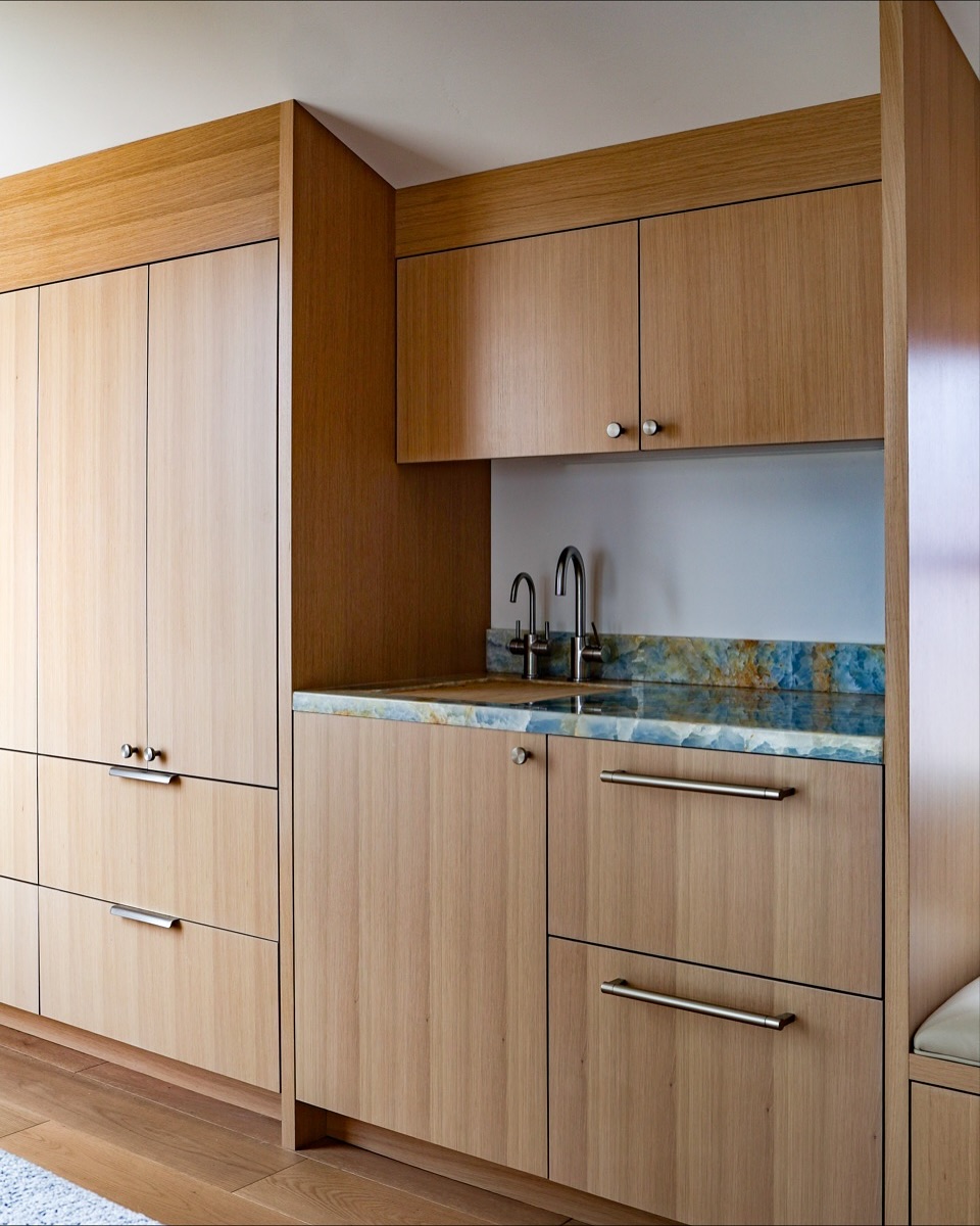 here’s what an empty hallway could turned into, a unique wet bar and lots of storage!
from our recent west cliff project.