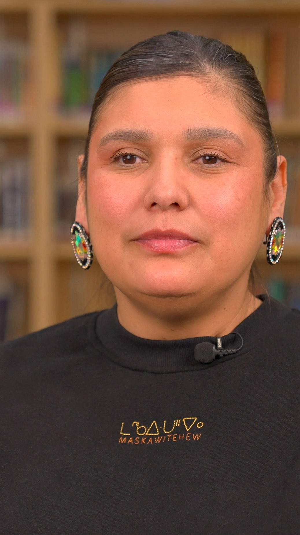 “They just start to soar.” 💫 @rdindigenousdance 🎥
Thank you, Diane and the Red Deer Indigenous Dance Troupe for welcoming us to capture the incredible energy of the program and heartbeat within the community.
#RDIDT
#RedDeerIndigenousDanceTroupe
#RDIndigenousDance