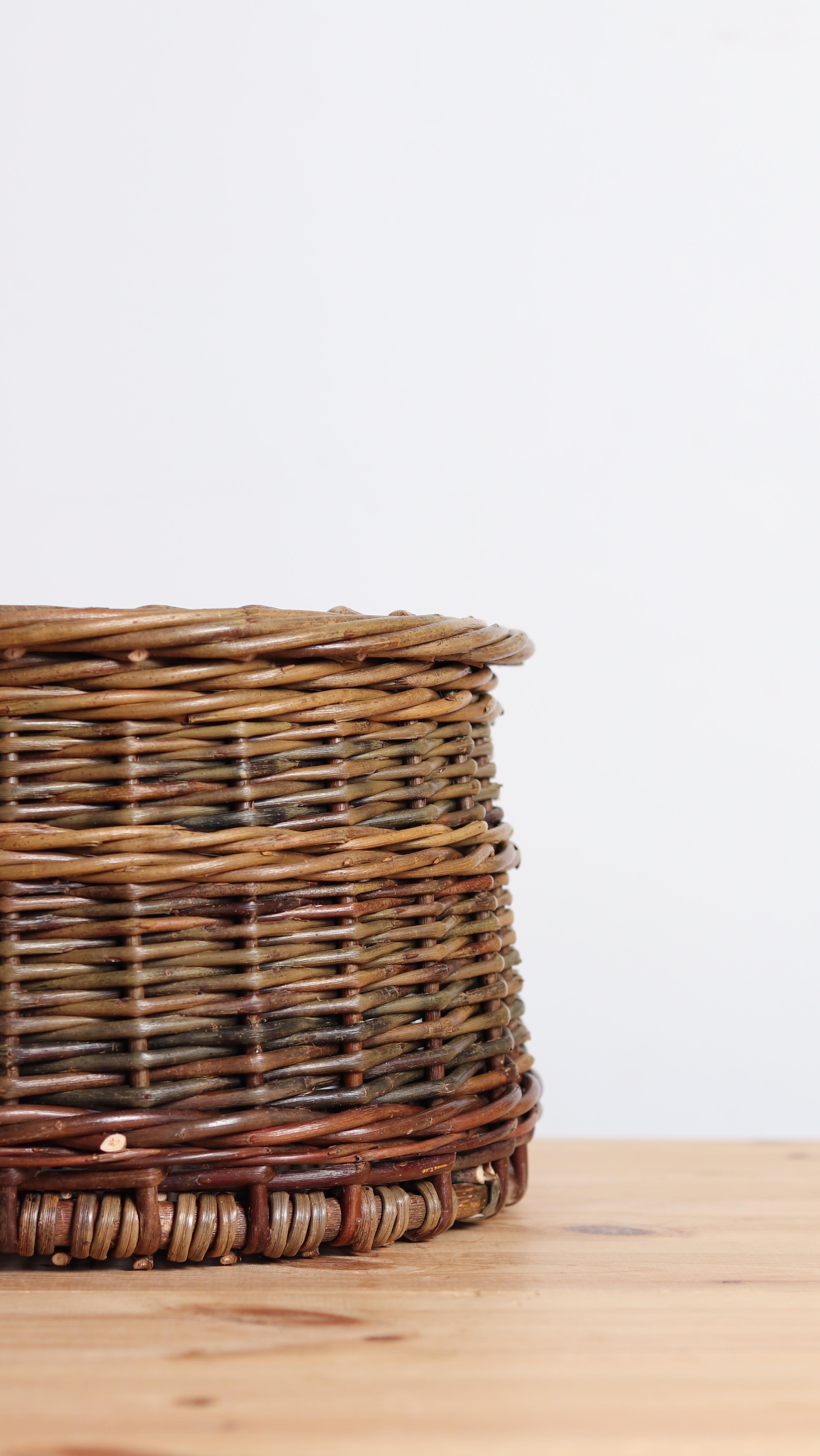 A few process shots of weaving up this willow storage basket. With the days beginning to get shorter, we’ve been busy making new work for the winter season, with fireside baskets in mind ready for the colder nights ahead.
Marcus
•
#contemporarycraft #basketmaking #basketry #willowweaving #creativeprocess #madebyhands #willow #willowbasket #fireside #sustainablehome