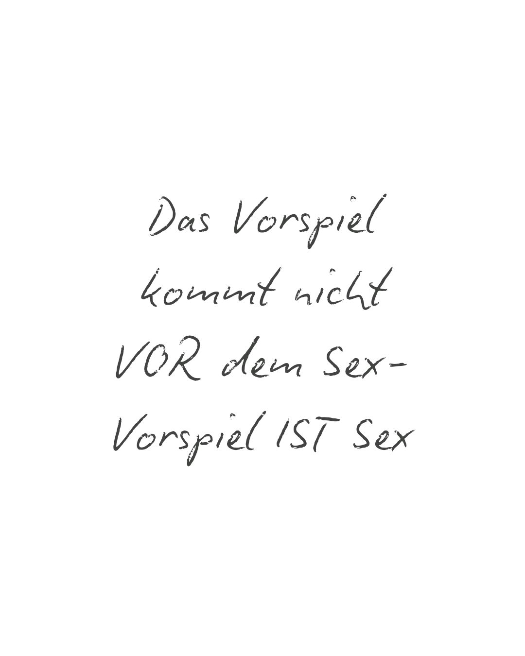 Viele verstehen das Vorspiel als eine Art Vorbereitung – etwas, das man „macht“, bevor es richtig losgeht.
Dabei ist genau das ein Teil der sexuellen Begegnung.
Wenn wir den Fokus vom Ziel – dem Orgasmus, dem „Ergebnis“ – lösen, entsteht Raum für Erleben statt für „Nach A kommt B“.
Vorspiel ist keine Einleitung, sondern Berührung, Neugier, körperliche und emotionale Verbindung.
All das ist Sex.
Sexualität wird erfüllender, wenn sie nicht als Abfolge verstanden wird, sondern als Prozess – ohne festgelegtes Ziel, aber mit echtem Kontakt.
#sexualtherapie #paartherapie #achtsamkeit #intimität
#bewusstesexualität #lustundnähe
#körperwahrnehmung
#selbstverbindung