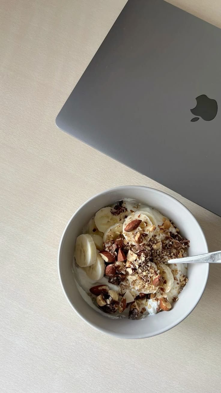 Vous commencez à connaître mon humour… 😅😂🍫
#diet#dietalami#food#instafit#lnstagram#mood#humour#chocolat#foodlover#foodies