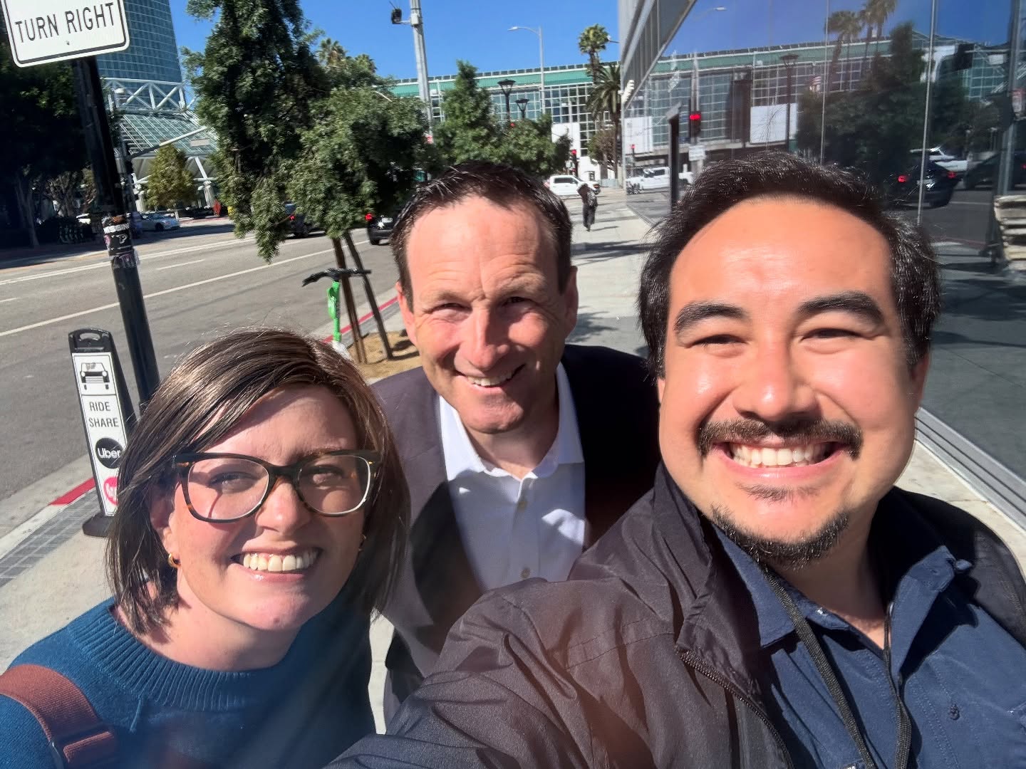 Today we joined the California Connects: Regional Convening in LA with the California Office of Community Partnerships & Strategic Communications @ca.ocpsc 🤝
Thank you for an uplifting day of connection and strategies for empowering our communities and partnerships! 🌱 We made a lot of great new relationships today and connected with our local partners and state partners @josh_fryday @californiavolunteers @caclimateaction