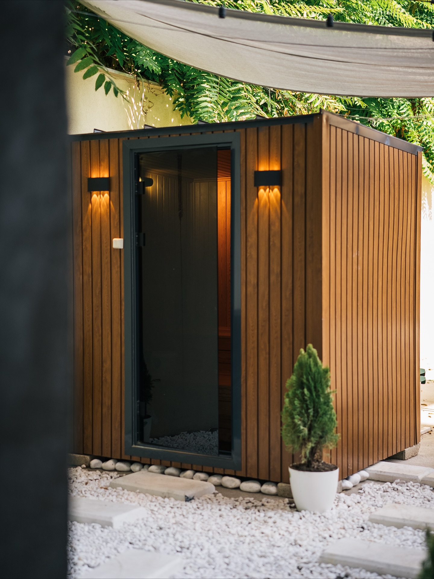 Biraz sessiz, biraz sakin…
Ama perde arkasında büyük bir şey hazırlanıyor.
Sauna, cold plunge, nefes, ritim…
Hepsi bir arada: ExLab’ın yeni düzeni başlıyor. 🧊