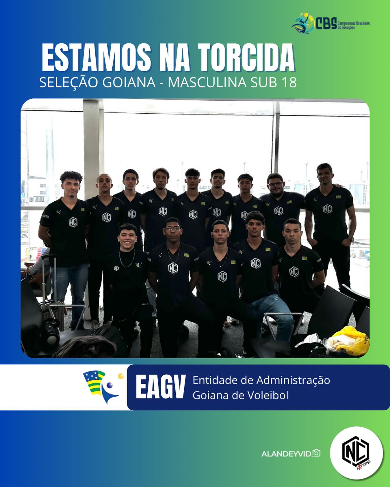 Nossa aguerrida Seleção Goiana Sub-18 Masculina embarcou hoje para a disputa do Campeonato Brasileiro de Seleções (CBS) Sub-18 - 2ª Divisão!
Eles levaram na bagagem a força de Goiás e a torcida de todo o estado. Agora é lutar por cada ponto e representar a nossa paixão pelo Vôlei Brasil! 🇧🇷
ACOMPANHE OS JOGOS CLASSIFICATÓRIOS (Horário de Brasília):
Data Horário Jogo
15/10 09:30 Jogo 2
15/10 15:30 Jogo 5
16/10 08:00 Jogo 7
16/10 14:00 Jogo 10
17/10 14:00 Jogo 16
➡️ DEIXE SUA MENSAGEM DE INCENTIVO!
Comente com a hashtag #VôleiGoiás e vamos mostrar a força da nossa torcida!
#EAGV #VôleiGoiano #CBS2025 #SeleçãoGoiana #Sub18Masculino #Goiania