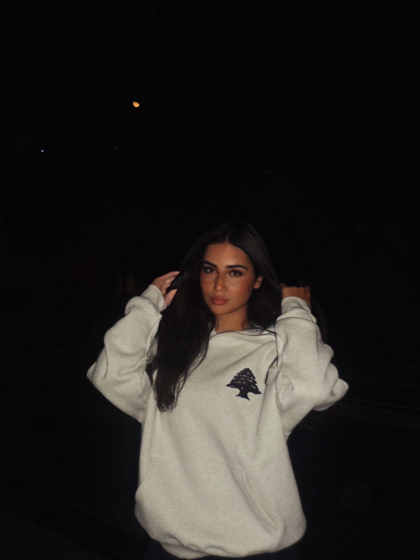 www.lebanon-apparel.com
Model @mayaannn.n
Buy at @lebanonapparel
#model #lebanon #lebanese #lebnan #apparel #appareldesign #designed #designers #arab #arabic #beirut #dubai #streetwear #hoodie #passport #viral #famous #whatsapp #collab #insta #instagram #brand #clothingbrand #clothing #clothingstore #store #storedesign #fyp #reels #xyzbca