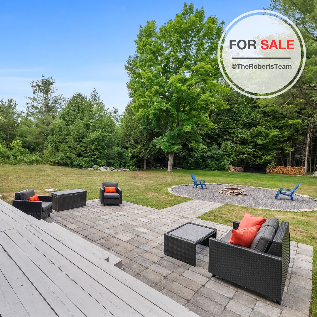 🌳 Escape the city, embrace the countryside!
975 Ray Rd in Centre Hastings offers 3.35 acres of quiet living, a stunningly updated farmhouse, and all the space you need to slow down and breathe easy. 🏡
For $1,124,000, enjoy:
🛏️ Main floor primary suite with ensuite retreat
🍳 Farmhouse kitchen designed for gatherings
🪟 Open-concept spaces filled with natural light
🔥 Cozy firepit for evenings under the stars
🛠️ A 28’ x 40’ heated shop for endless possibilities
This is modern country living at its finest. ✨
📲 Message us to view today!
#EscapeTheCity #CountryDreams #TheRobertsTeam #RoyalLePageFrank #FarmhouseLiving #HastingsCountyRealEstate #HomeGoals #RoyalLePage #DreamHome #HomeForSale